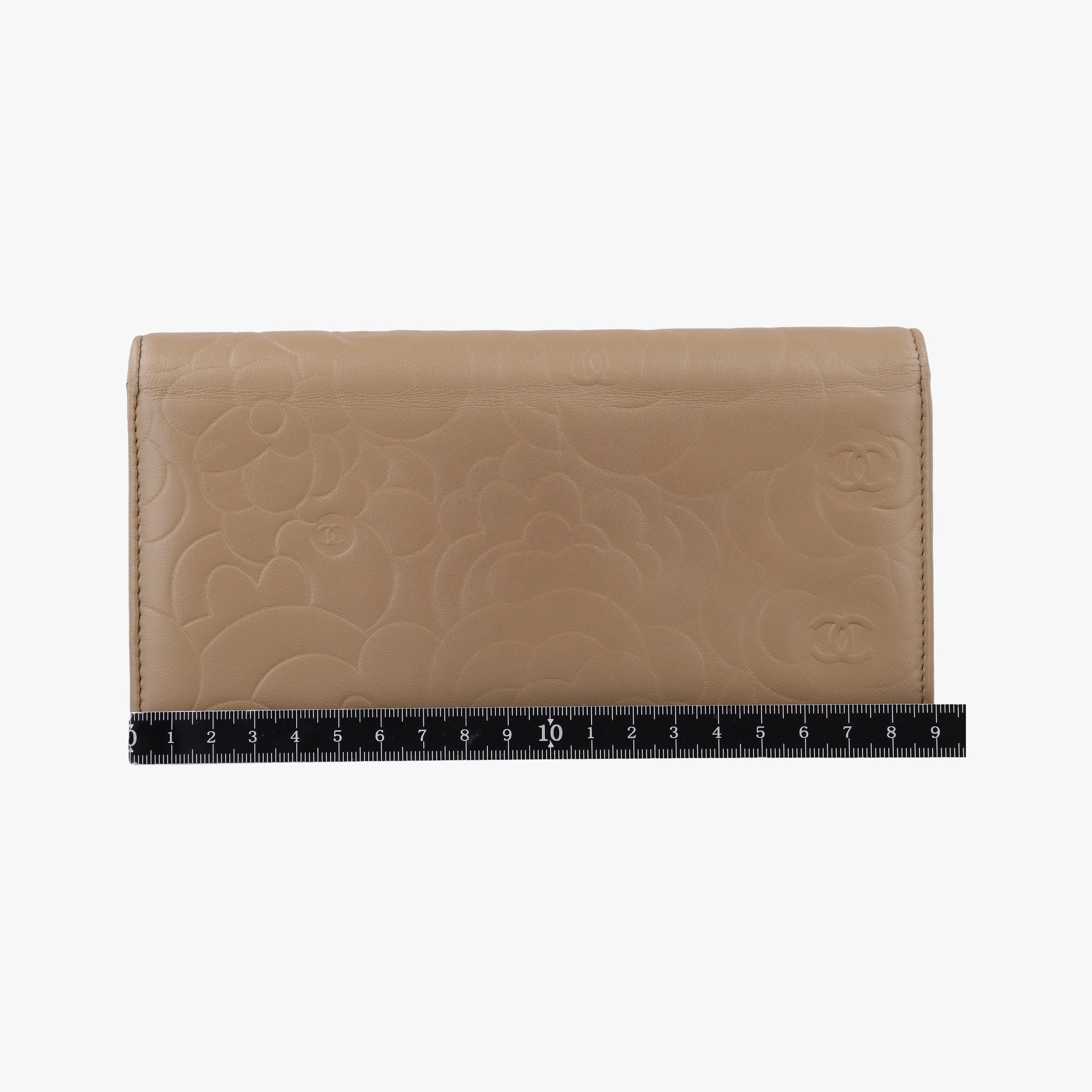 Pre-owned Chanel camellia Camel lambskin A50084 long-wallet | stylenewstar