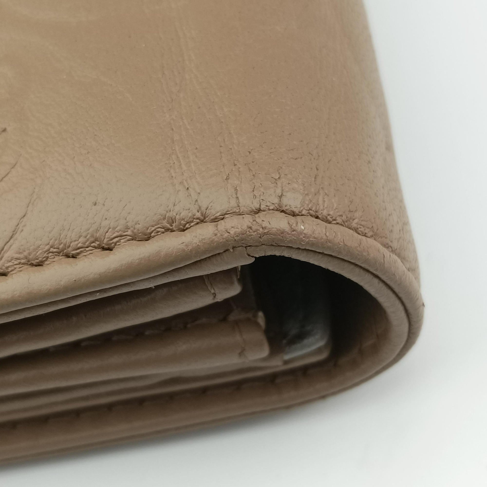 Pre-owned Chanel camellia Camel lambskin A50084 long-wallet | stylenewstar
