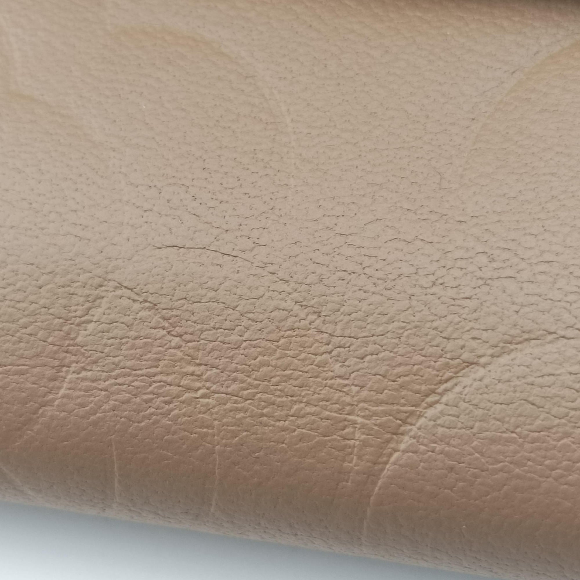 Pre-owned Chanel camellia Camel lambskin A50084 long-wallet | stylenewstar