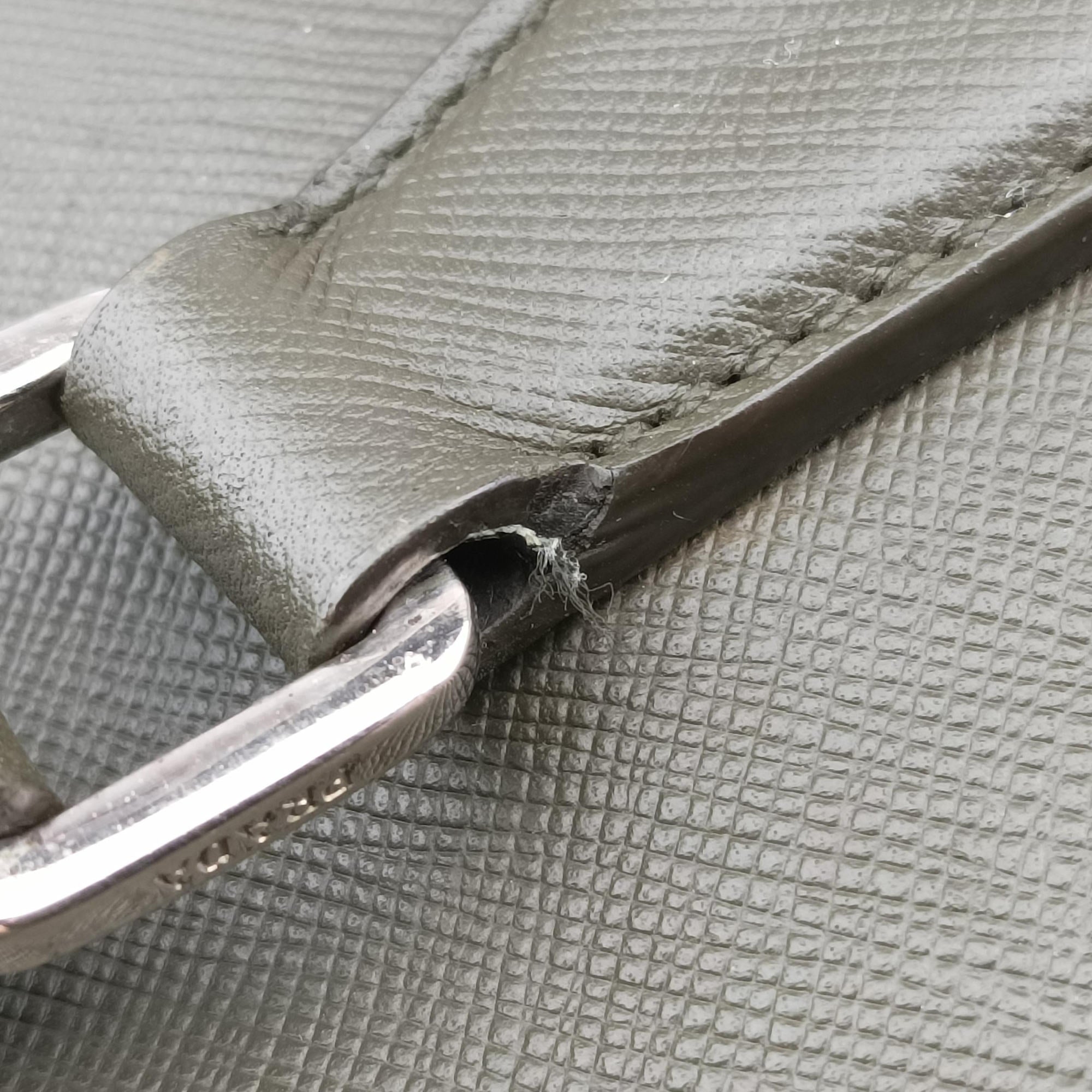 Secondhand Prada business bag briefcase Green SAFFIANO Leather 2VE363 shoulderbag | stylenewstar