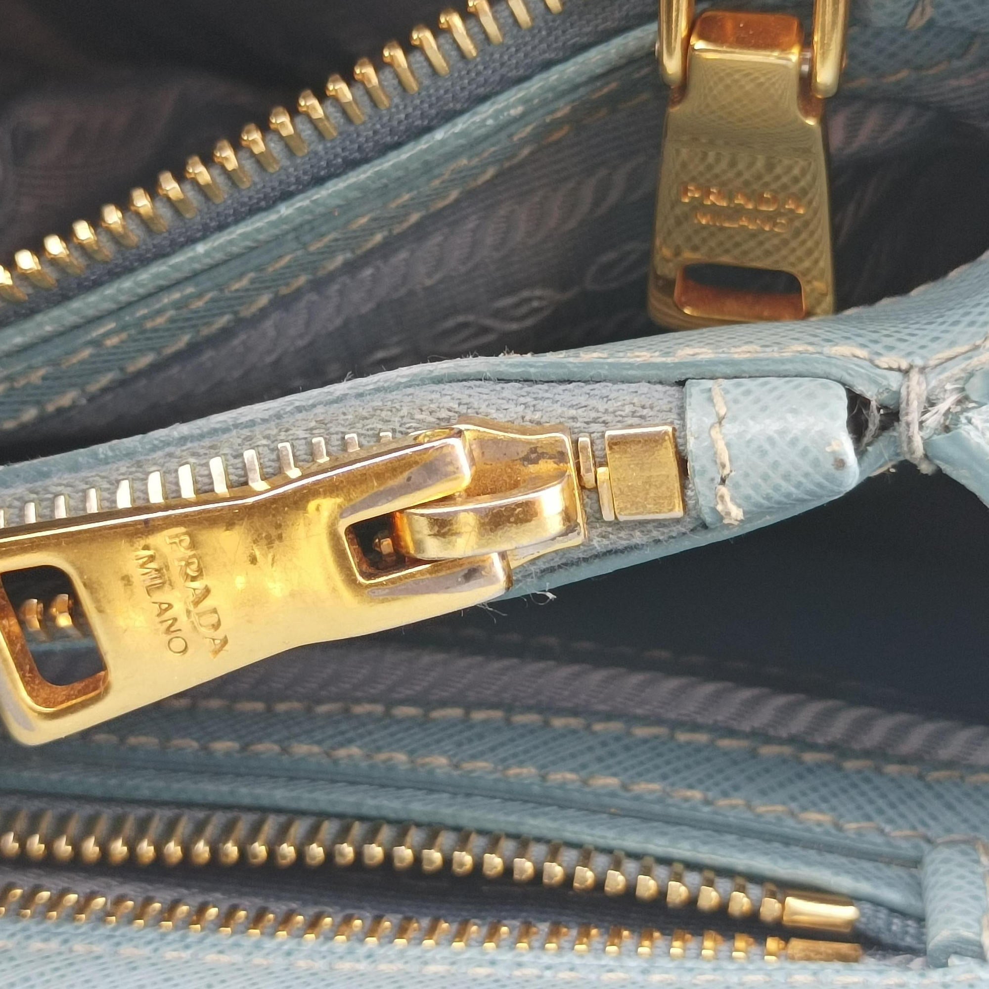 Pre-owned Prada Promenade Blue SAFFIANO Leather BL0837 shoulderbag | stylenewstar