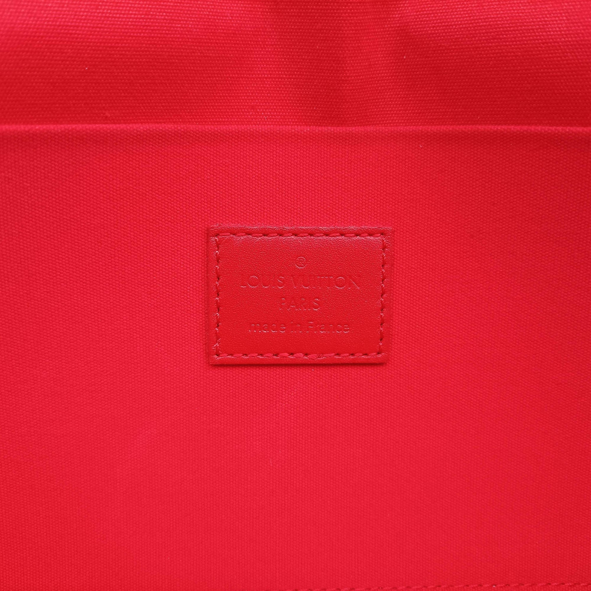 Secondhand Louis Vuitton Pochette Felicie CERISE Vernis M61293 shoulderbag | stylenewstar