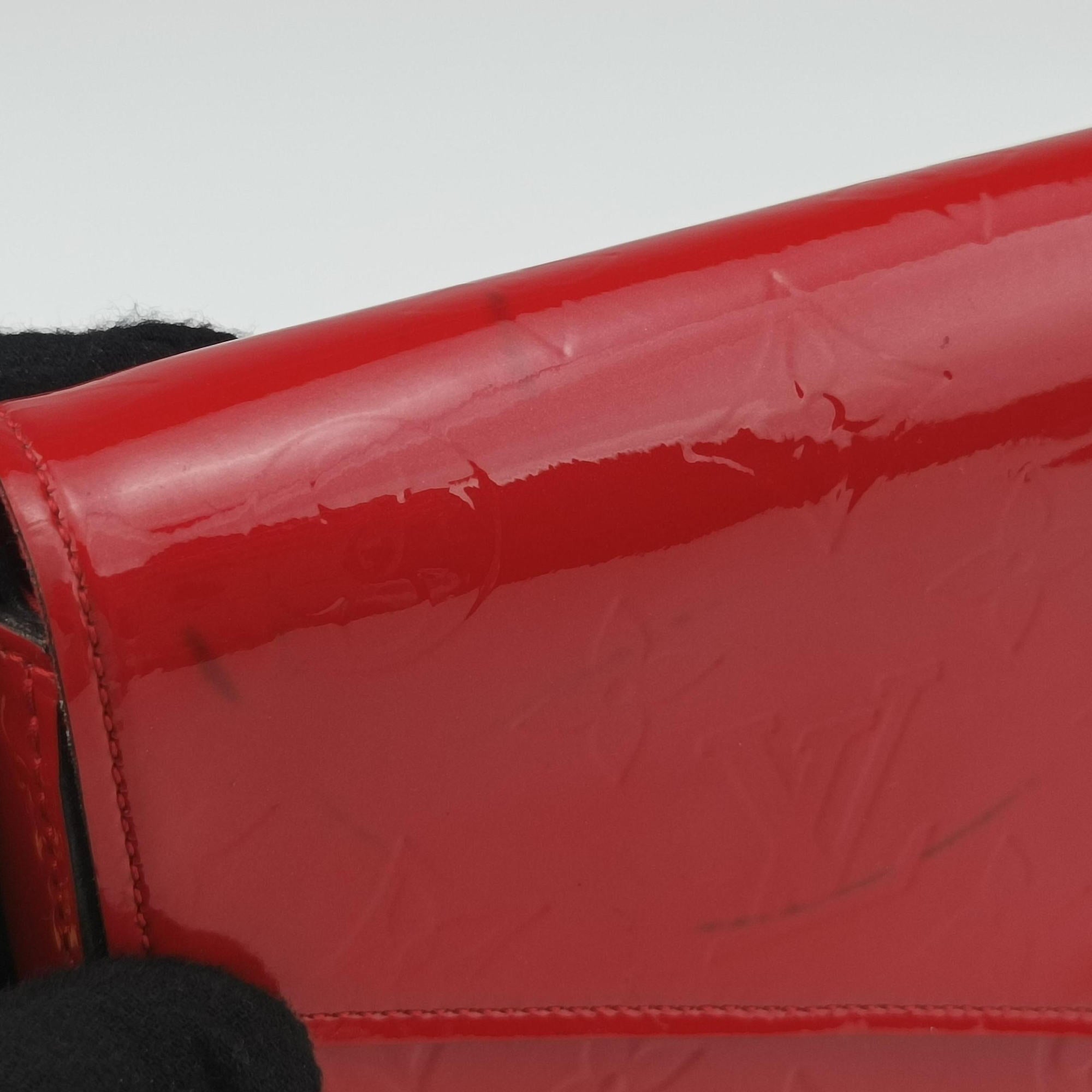 Secondhand Louis Vuitton Pochette Felicie CERISE Vernis M61293 shoulderbag | stylenewstar
