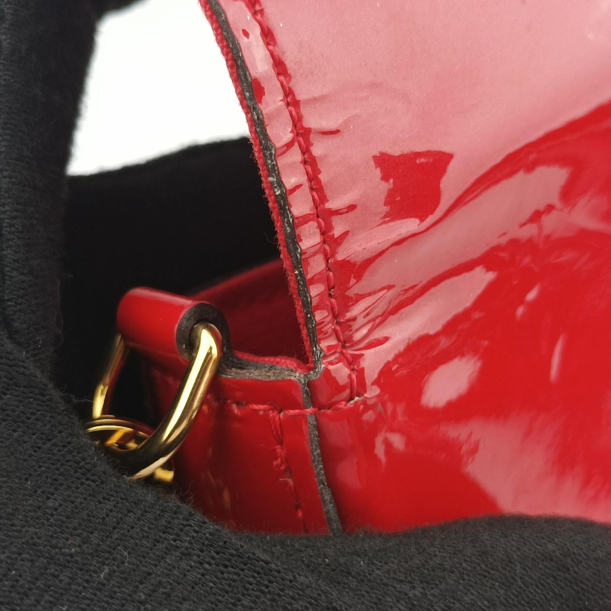 Secondhand Louis Vuitton Pochette Felicie CERISE Vernis M61293 shoulderbag | stylenewstar