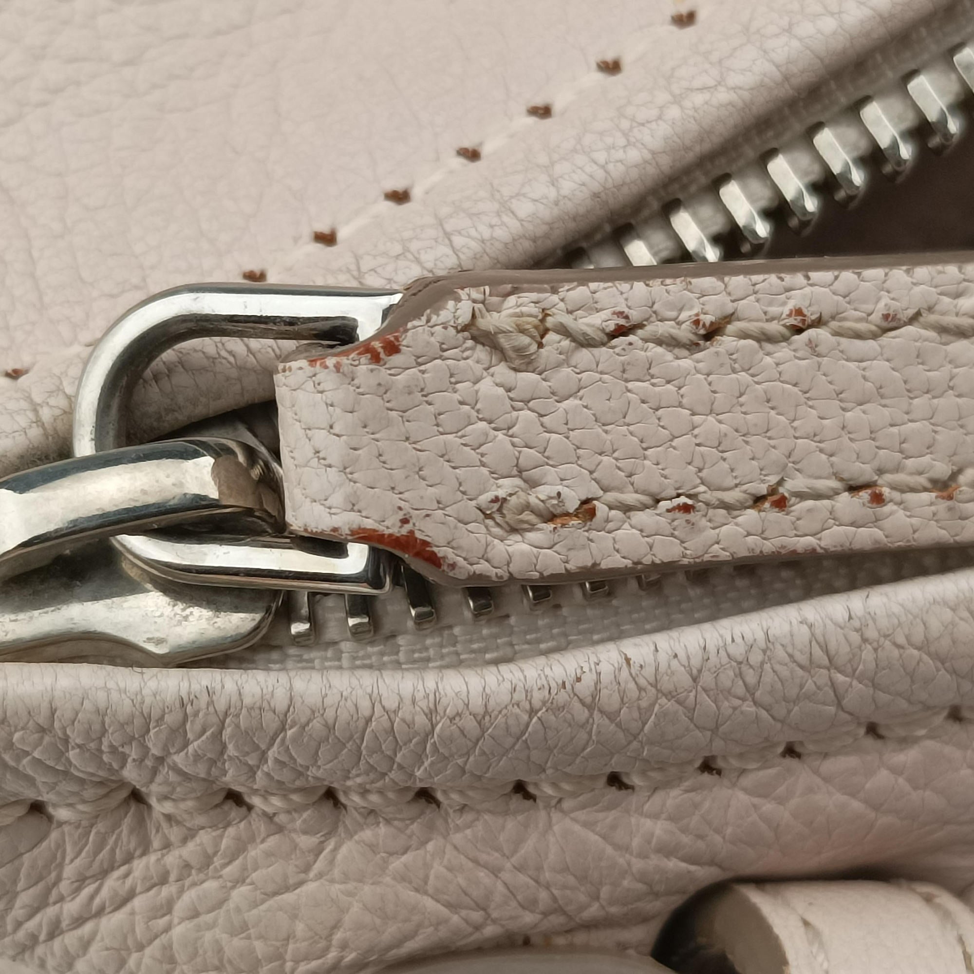 Pre-owned Givenchy Pandora Pink leather  shoulderbag | stylenewstar