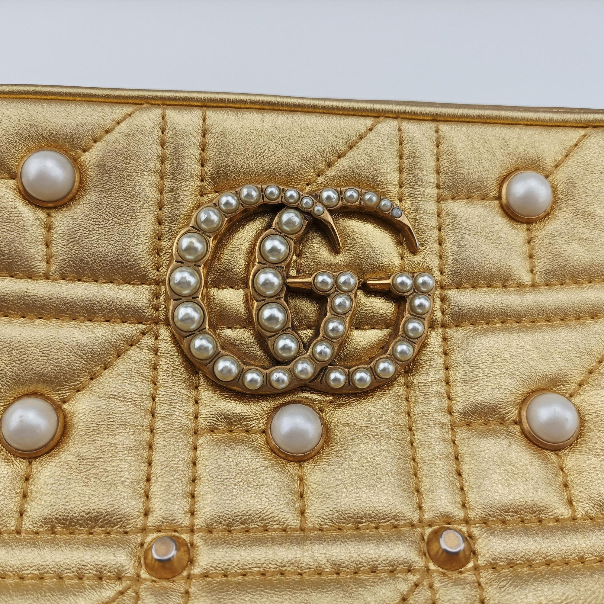Pre-owned Gucci GG Marmont Golden Leather 447632 shoulderbag | stylenewstar