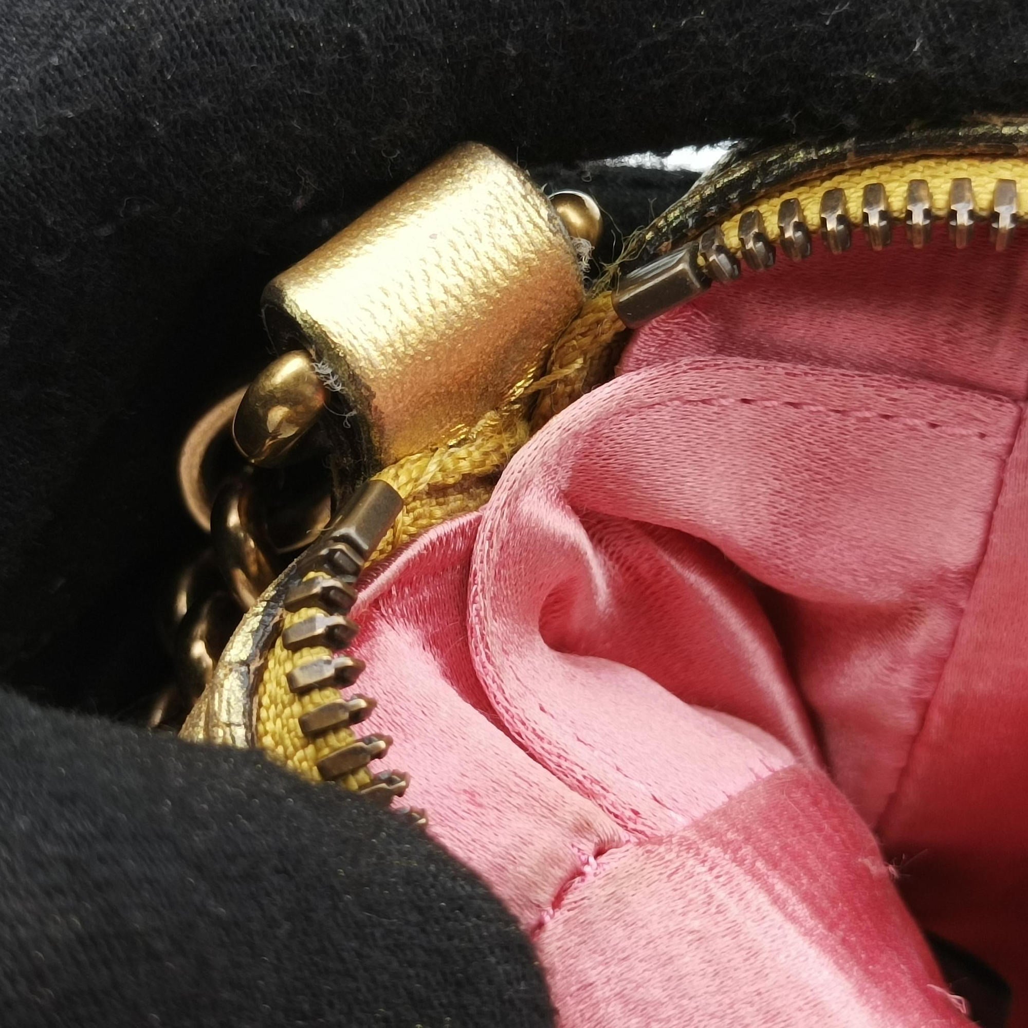 Pre-owned Gucci GG Marmont Golden Leather 447632 shoulderbag | stylenewstar