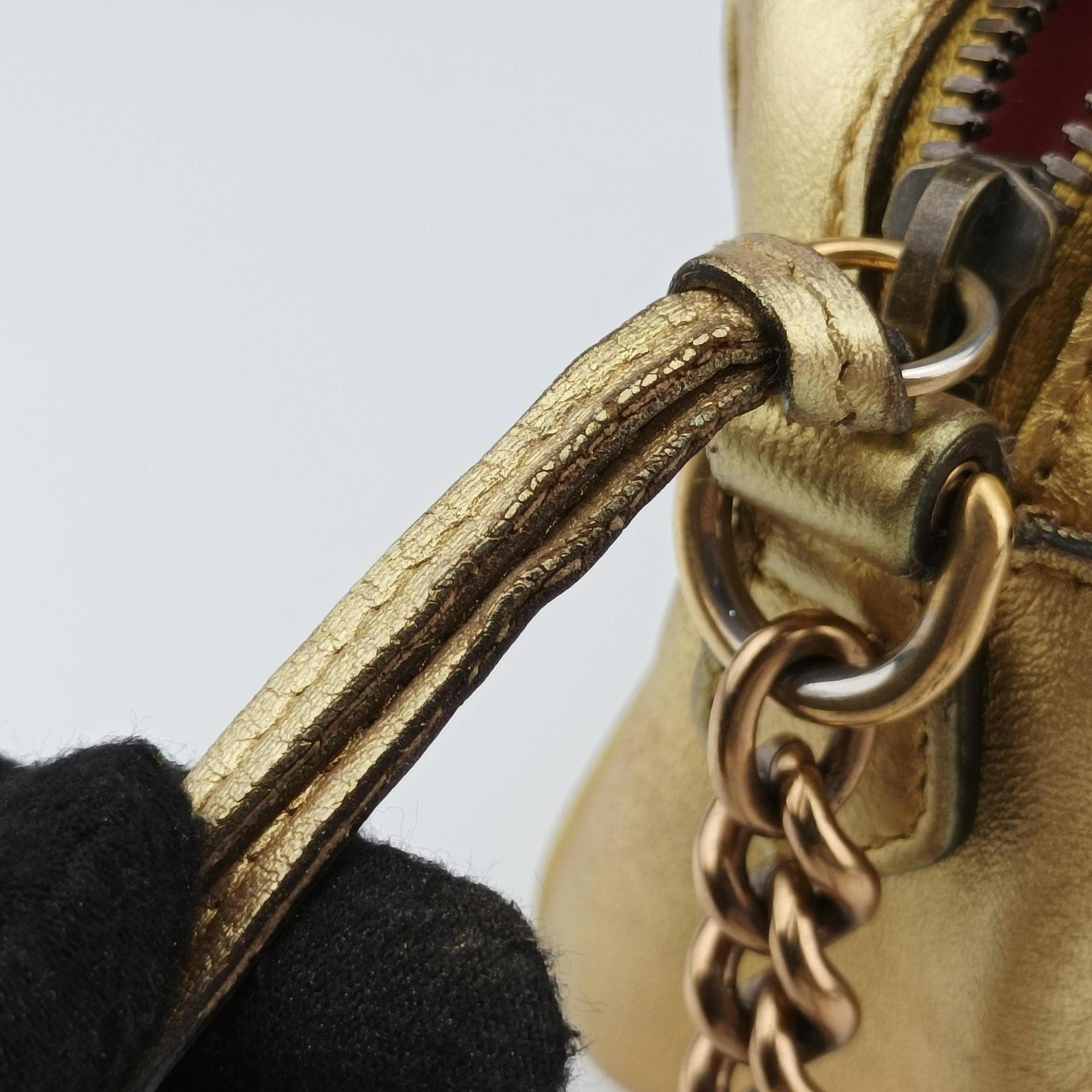 Pre-owned Gucci GG Marmont Golden Leather 447632 shoulderbag | stylenewstar