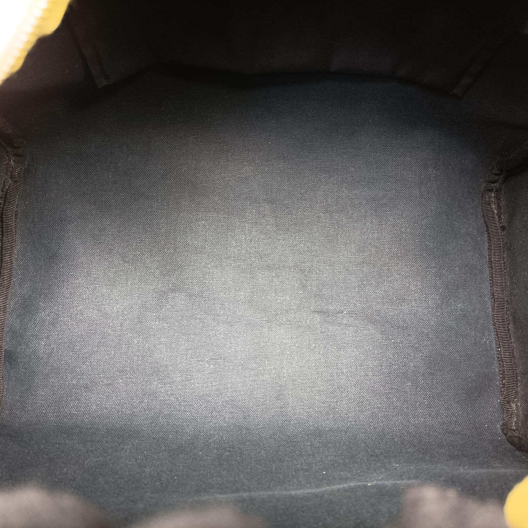 Secondhand Gucci UNICEF Joy White x Black x Yellow PVC coated canvas×leather 189895 handbag | stylenewstar