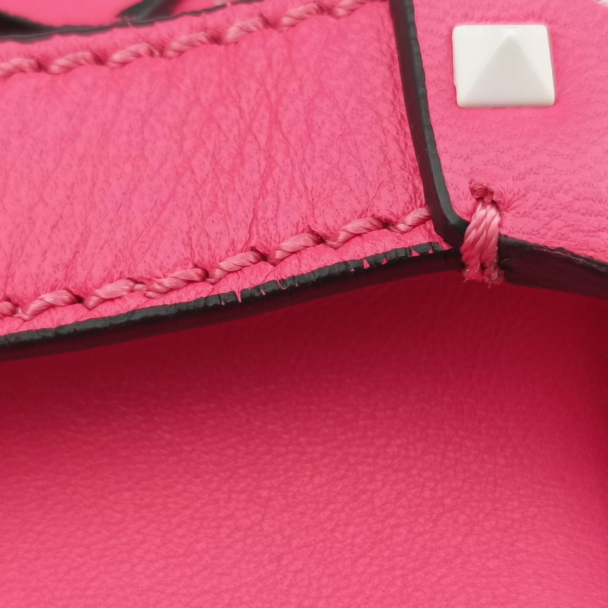 Pre-owned Valentino Rockstud Pink Leather  bum bag/waist bag | stylenewstar