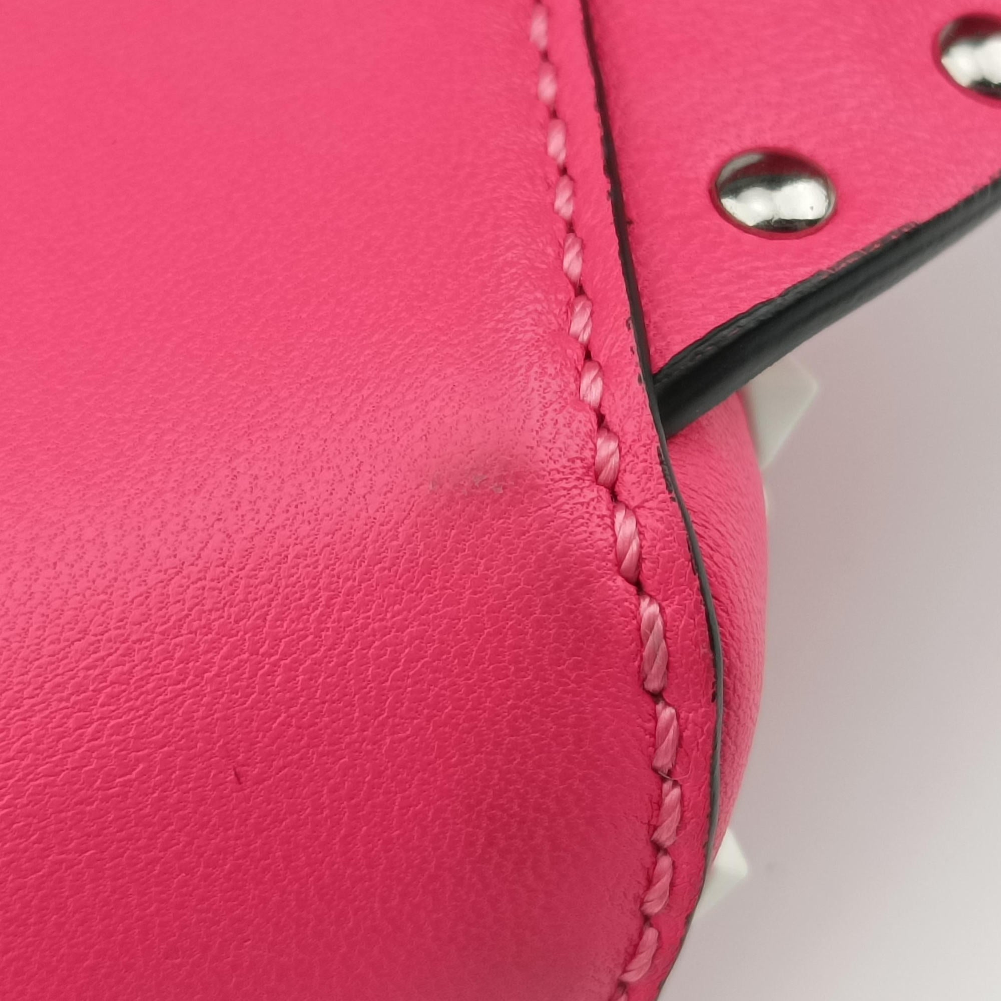 Pre-owned Valentino Rockstud Pink Leather  bum bag/waist bag | stylenewstar
