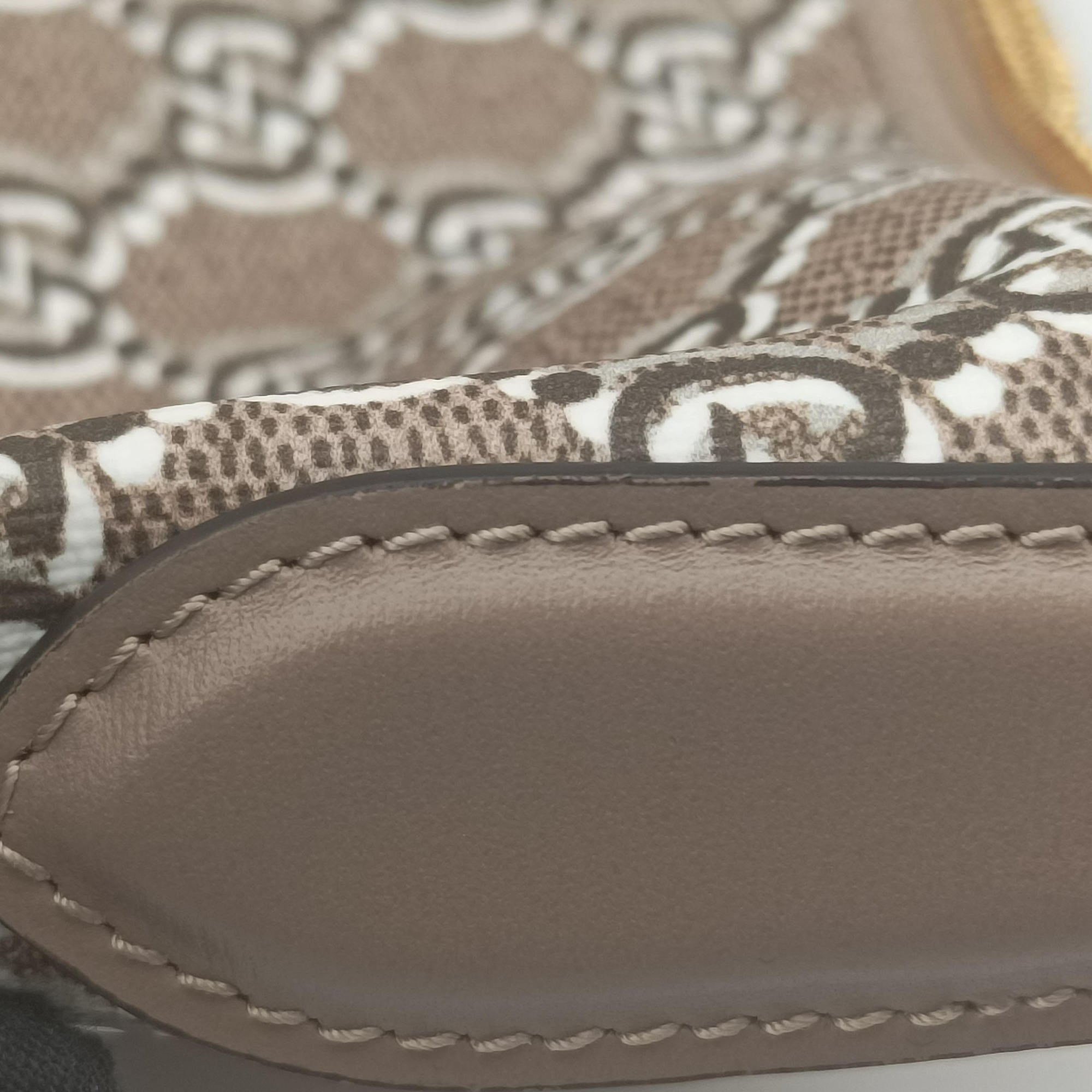 Pre-owned Gucci GG Shadow Beige PVC coated canvas × leather 795059 handbag | stylenewstar