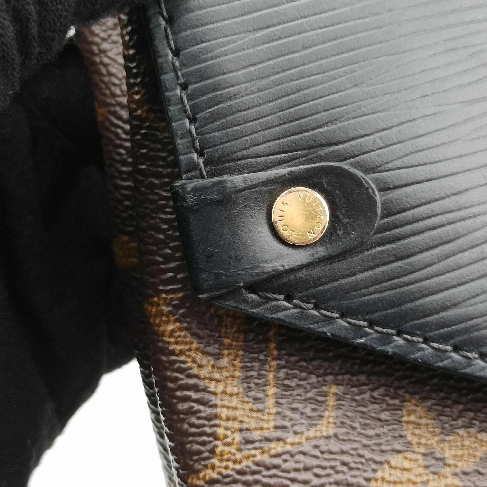 Pre-owned Louis Vuitton Saint Michel Freesia Brown×Noir Monogram Canvas×epi M44030 shoulderbag | stylenewstar