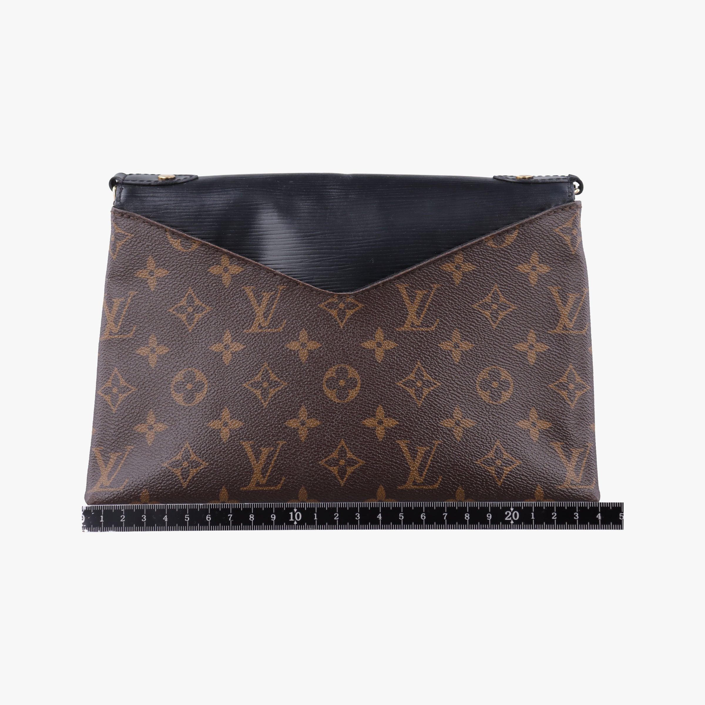 Pre-owned Louis Vuitton Saint Michel Freesia Brown×Noir Monogram Canvas×epi M44030 shoulderbag | stylenewstar