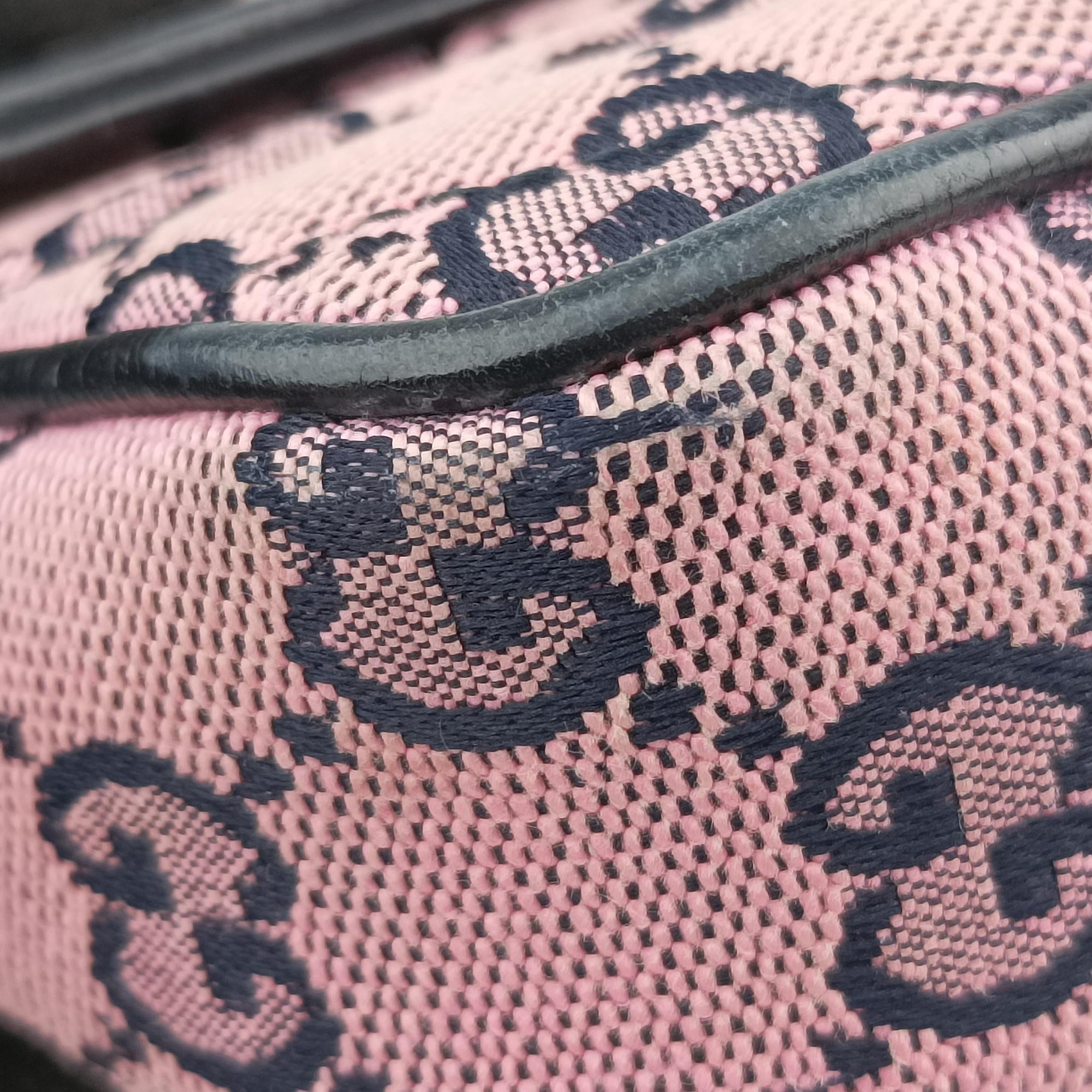 Pre-owned Gucci GG Marmont Pink canvas 476433 shoulderbag | stylenewstar