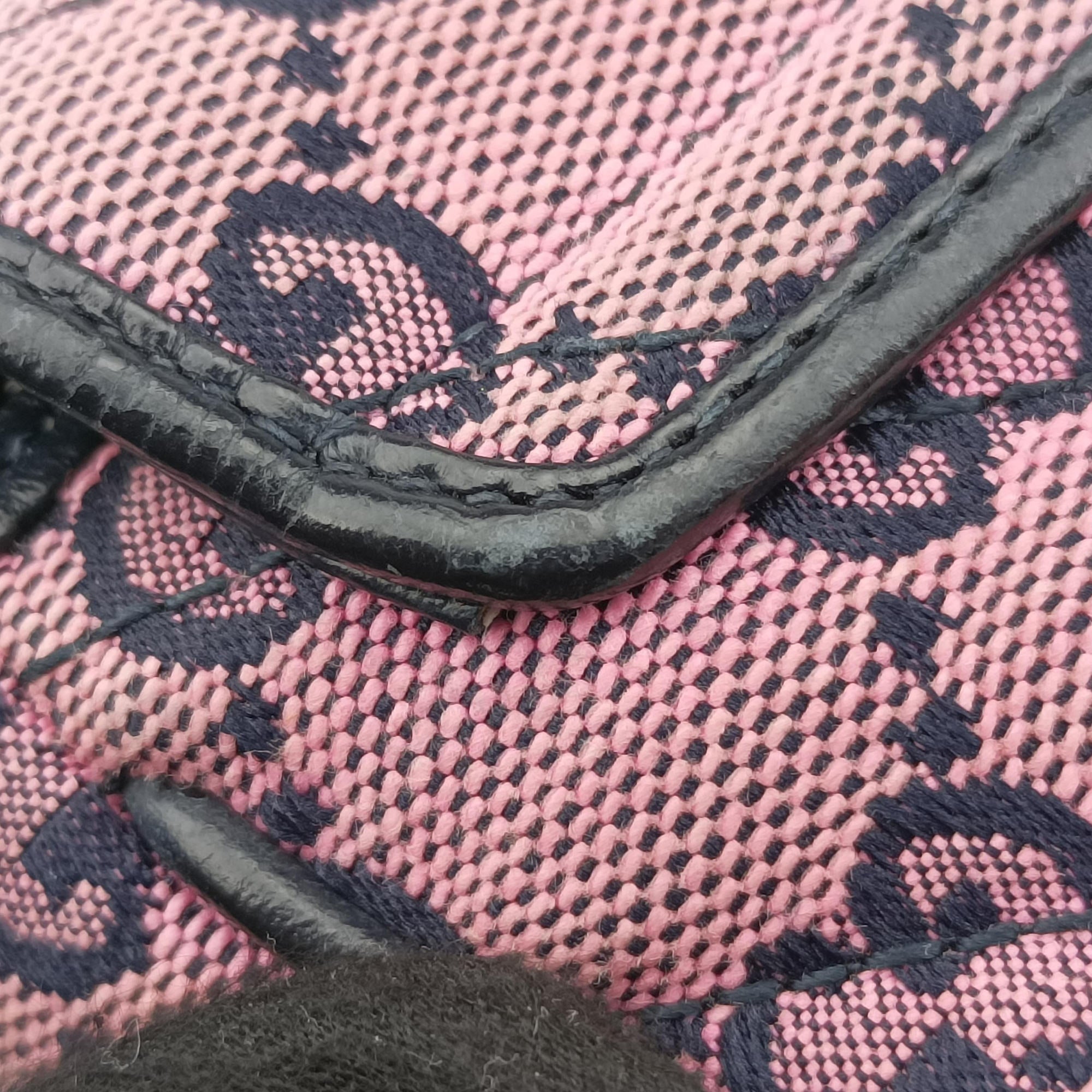 Pre-owned Gucci GG Marmont Pink canvas 476433 shoulderbag | stylenewstar
