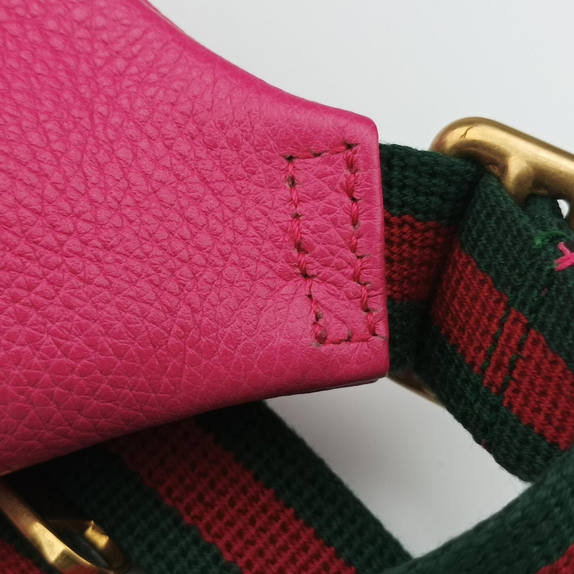 Pre-owned Gucci Gucci Print Rose Leather 527792 bum bag/waist bag | stylenewstar