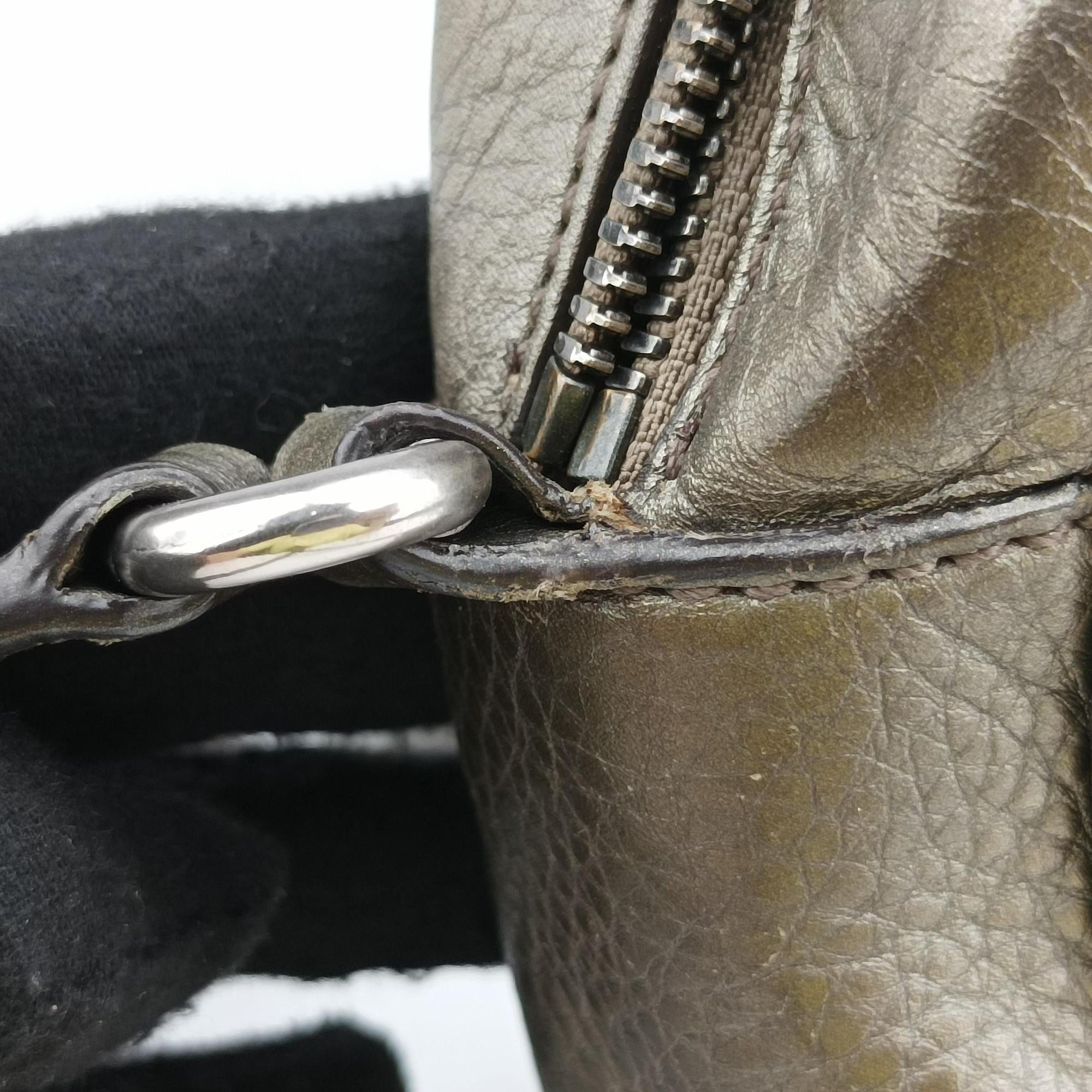 Pre-owned Gucci Soho Golden Leather 308364 shoulderbag | stylenewstar