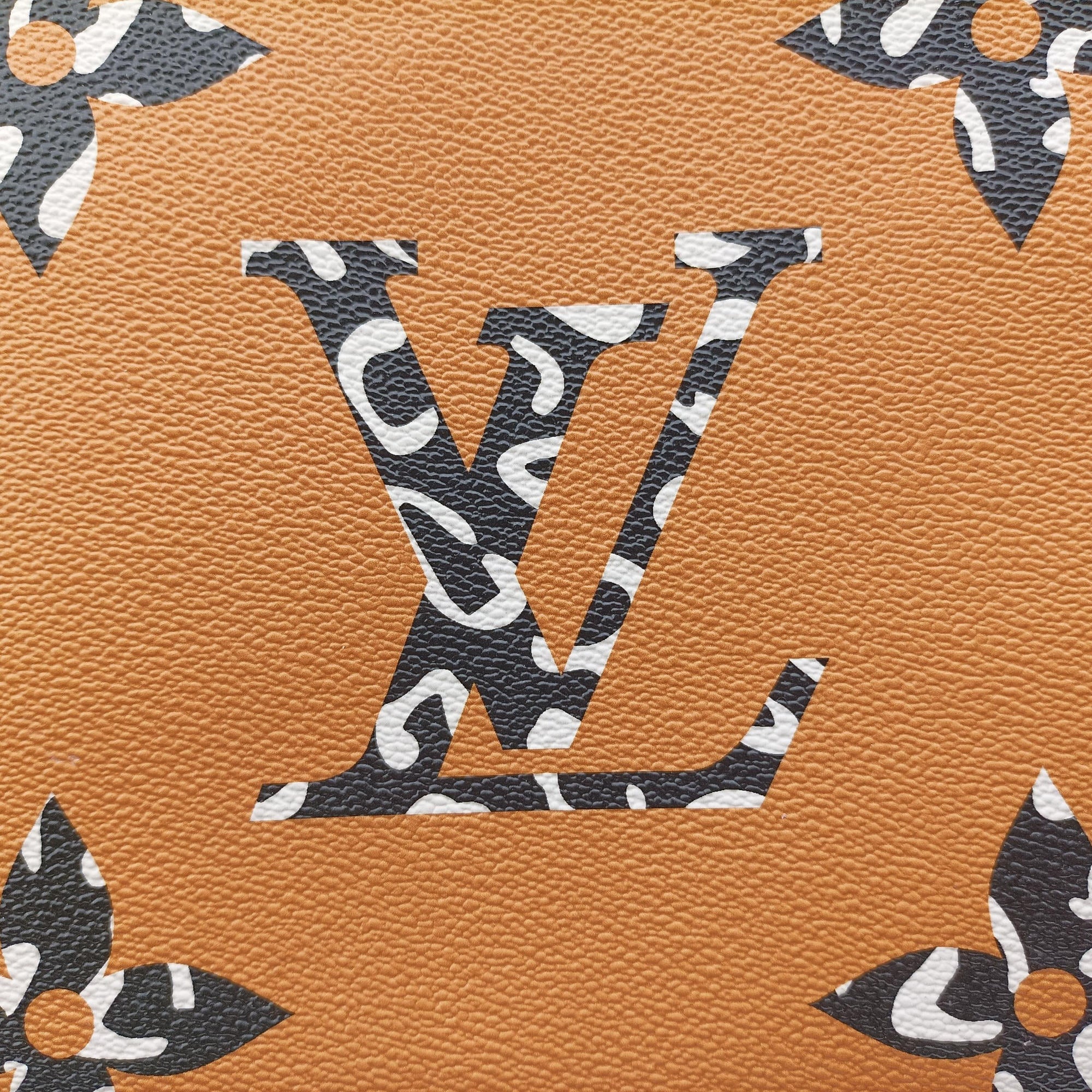 Pre-owned Louis Vuitton On The Go GM IVOIRE×brown×Multicolor Monogram Giant M44675 shoulderbag | stylenewstar
