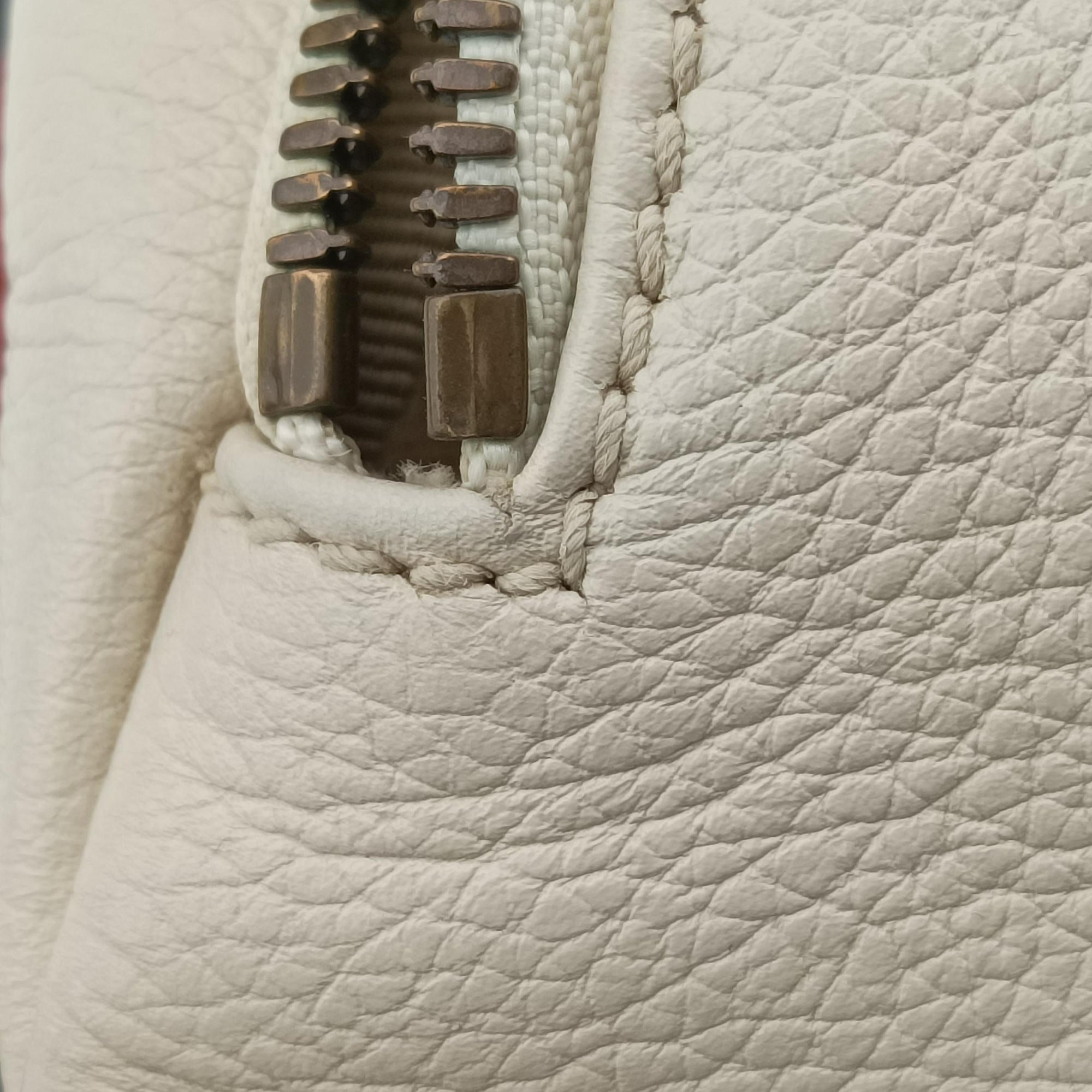 Pre-owned Gucci Gucci print White Leather 527792 bum bag/waist bag | stylenewstar