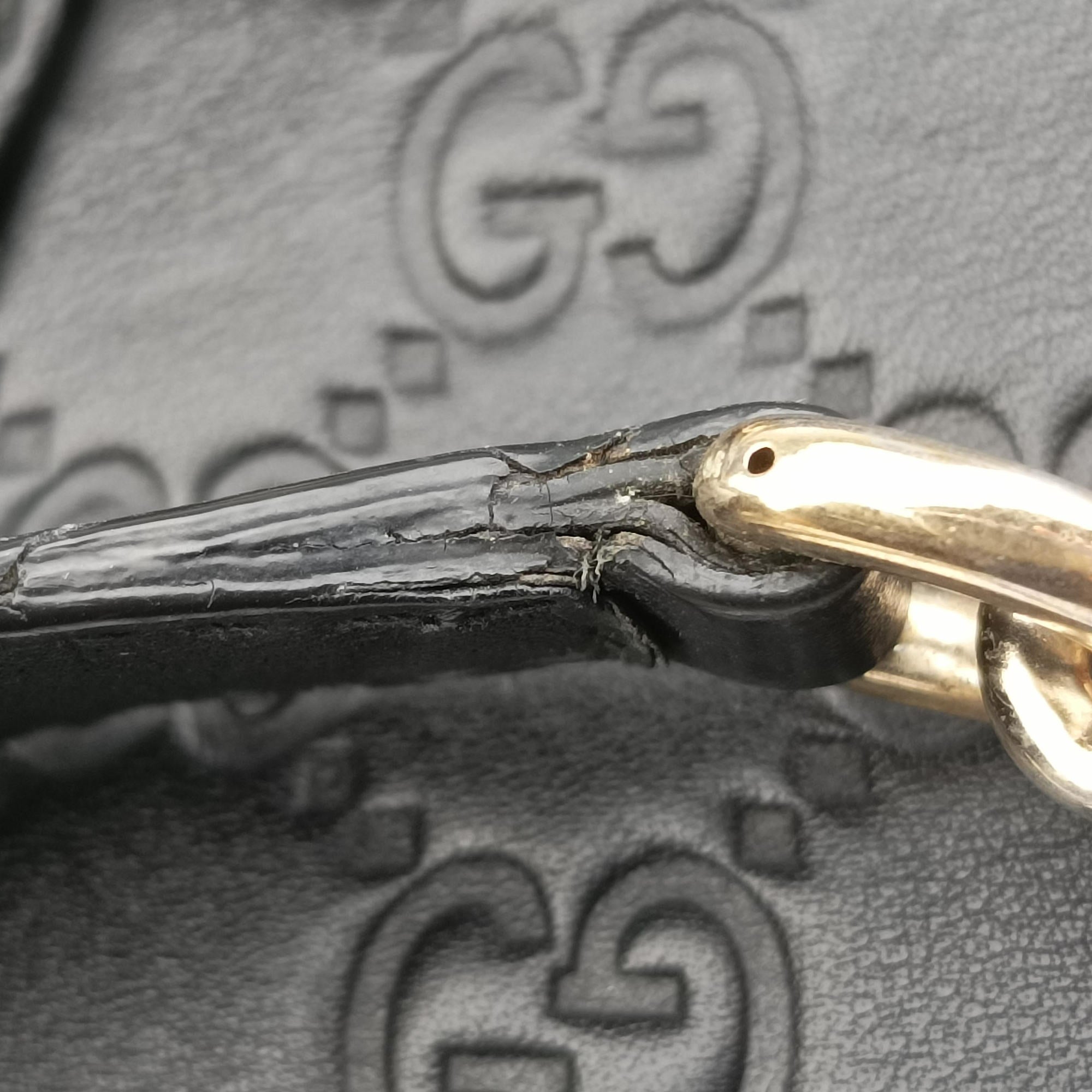 Pre-owned Gucci Emily Black Leather 295403 shoulderbag | stylenewstar
