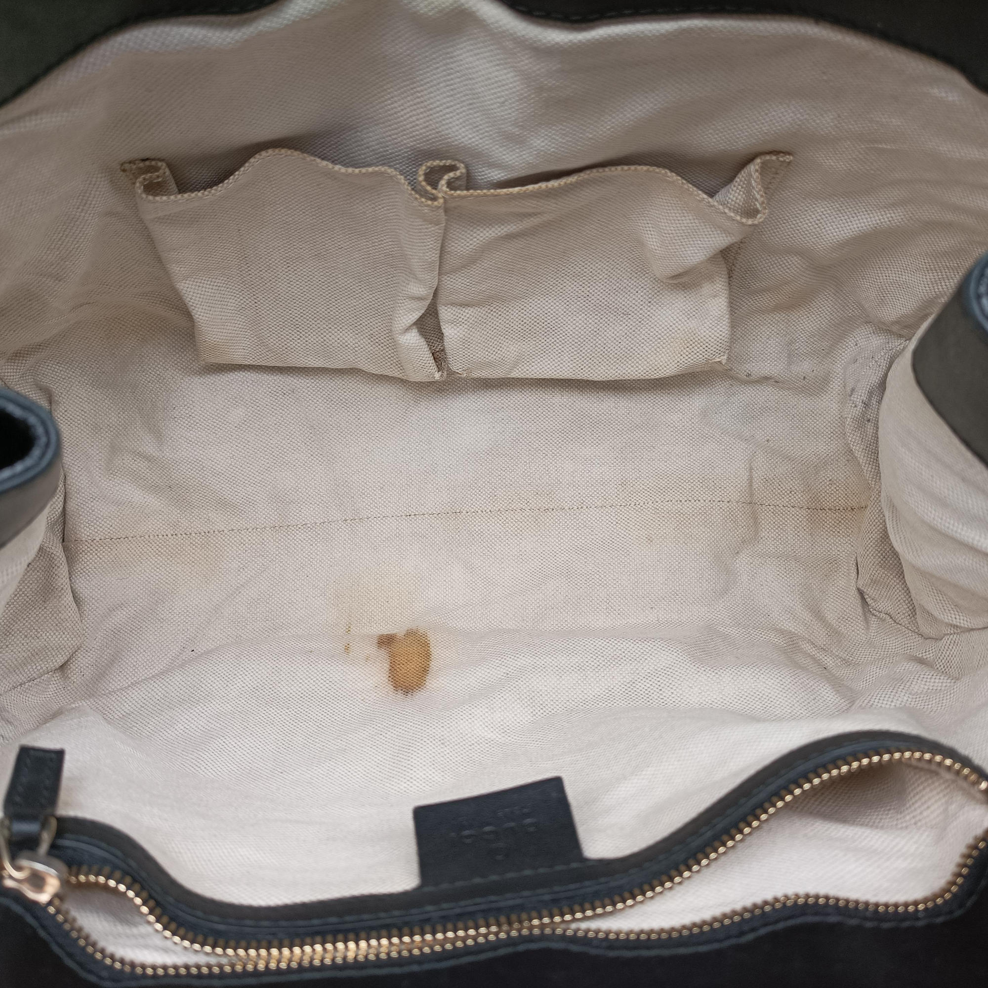 Pre-owned Gucci Emily Black Leather 295403 shoulderbag | stylenewstar