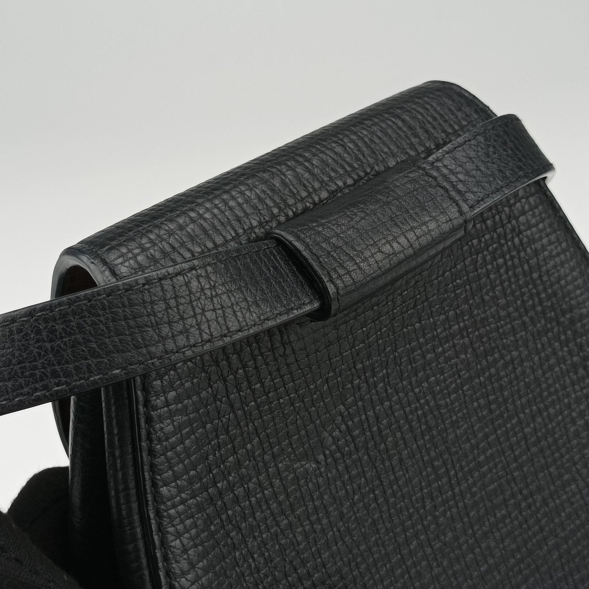 Pre-owned Bottega Veneta Palmelato Black Leather  shoulderbag | stylenewstar