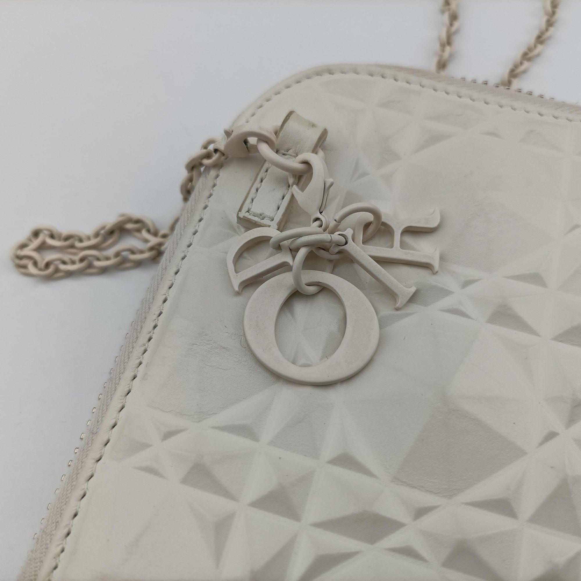 Pre-owned Christian Dior Lady Dior Call'in Dior White Leather  shoulderbag | stylenewstar