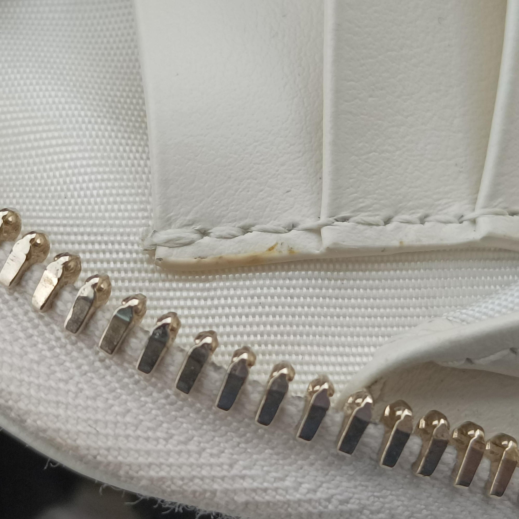 Pre-owned Christian Dior Lady Dior Call'in Dior White Leather  shoulderbag | stylenewstar