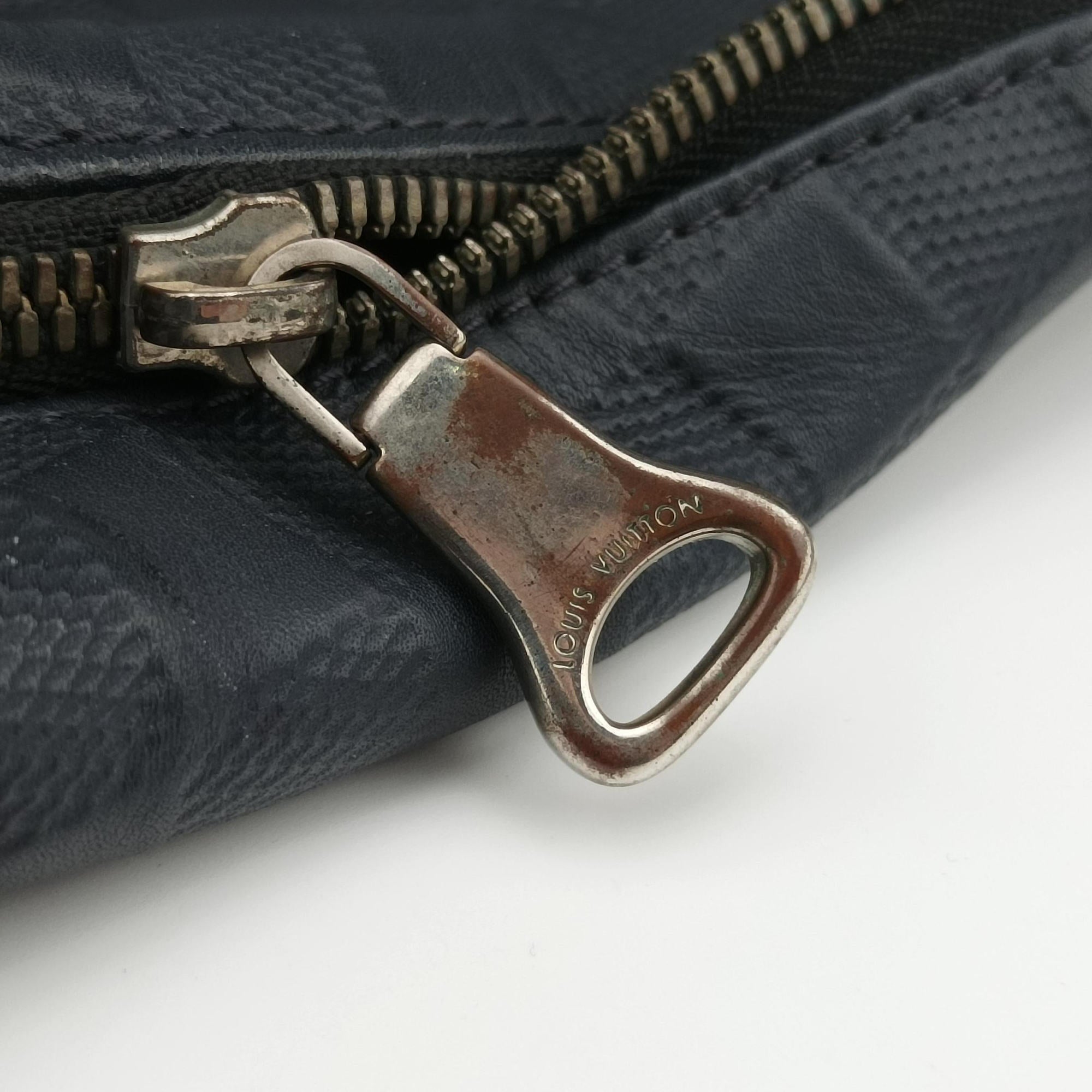 Secondhand Louis Vuitton Avenue Onyx Damier Infini N41043 backpack/rucksack | stylenewstar