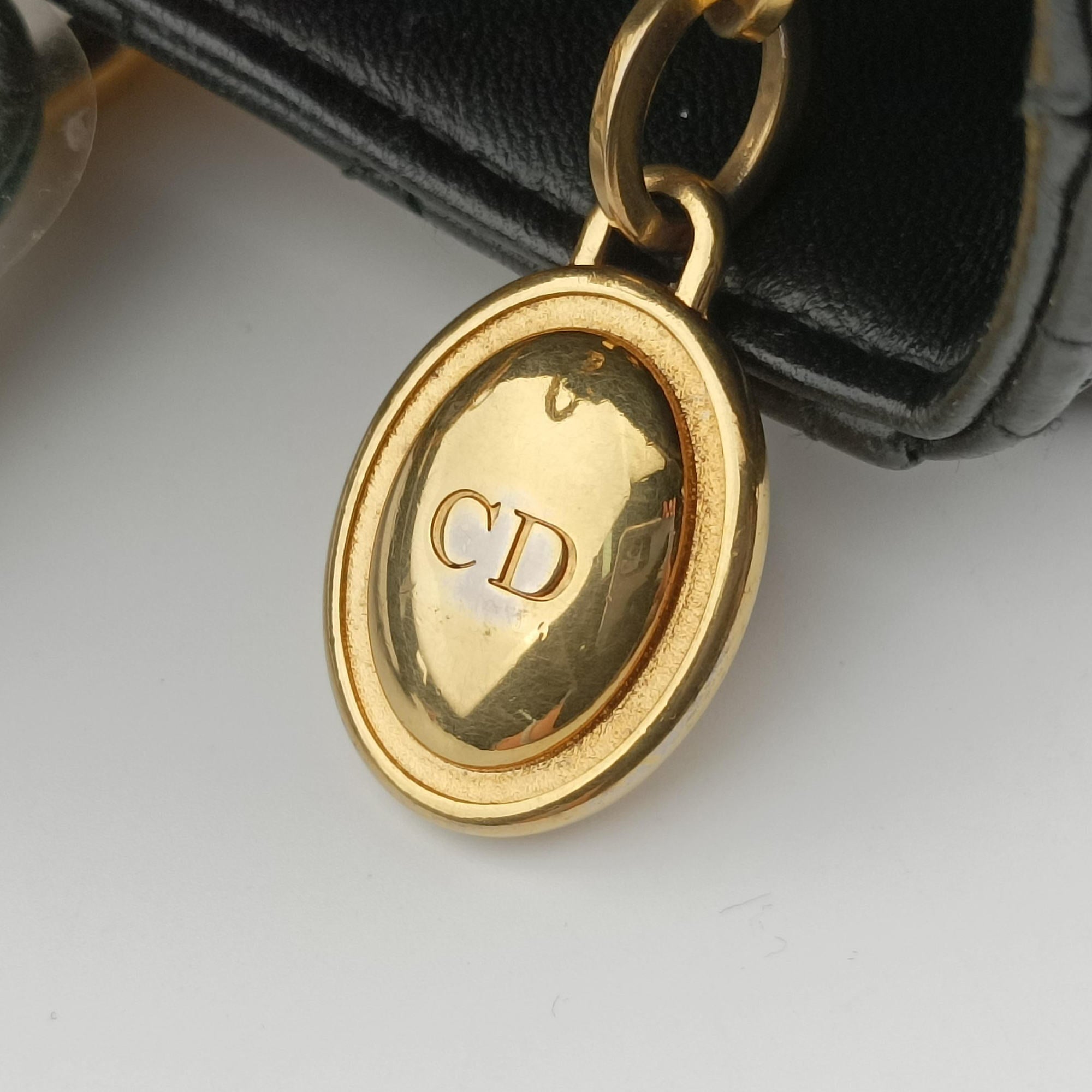 Pre-owned Christian Dior Lady Dior Black lambskin  shoulderbag | stylenewstar