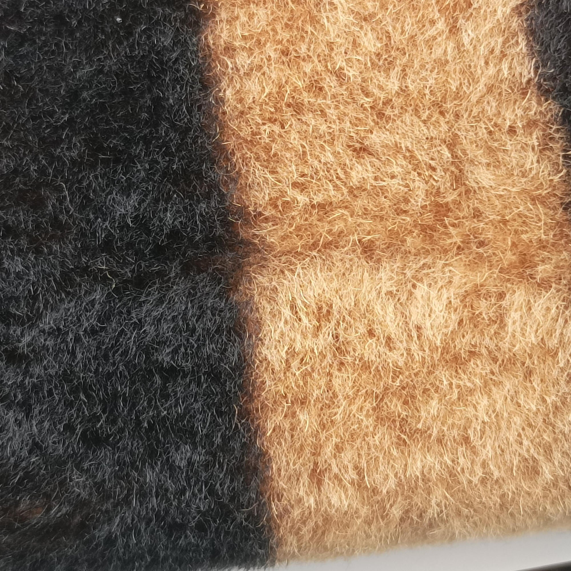 Secondhand Fendi BAGUETTE Brown×Black fur×patent 8BR771 shoulderbag | stylenewstar