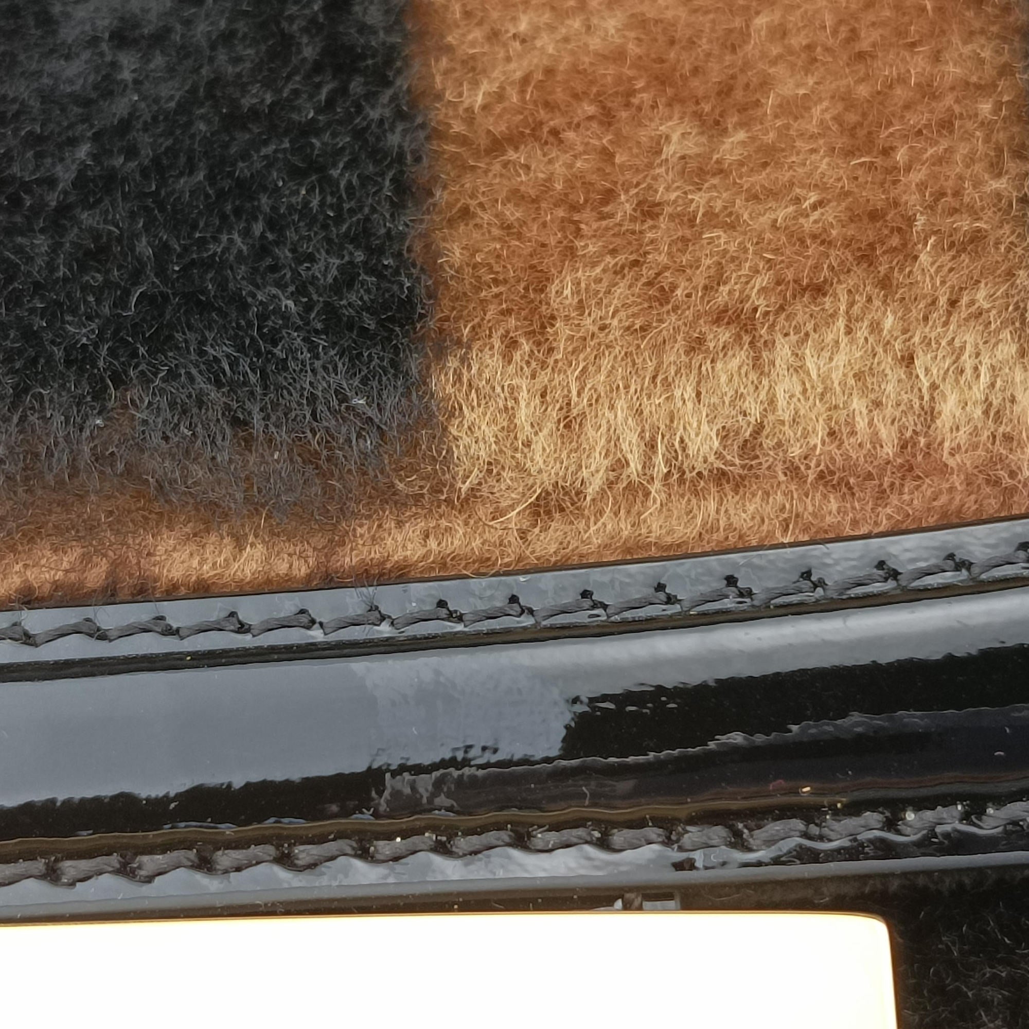 Secondhand Fendi BAGUETTE Brown×Black fur×patent 8BR771 shoulderbag | stylenewstar