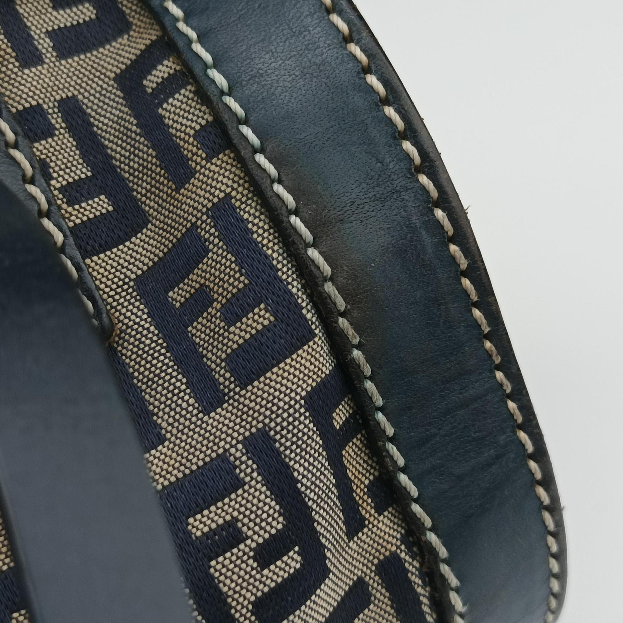 Pre-owned Fendi Zucchino Navy canvas×leather 16558 handbag | stylenewstar