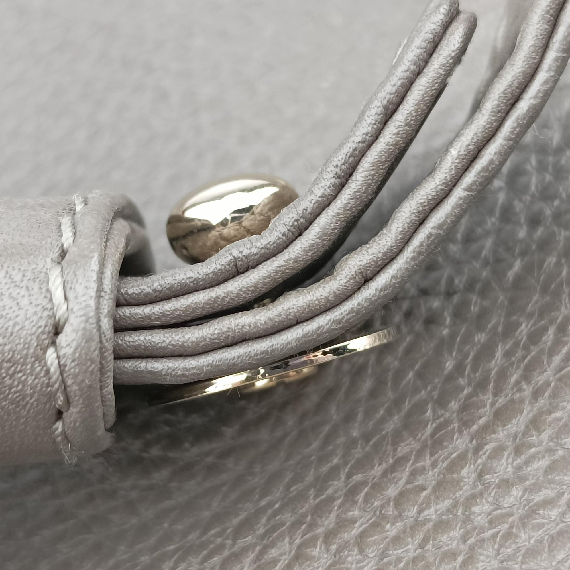 Secondhand Gucci Greenwich Medium Grey Leather 268747 handbag | stylenewstar