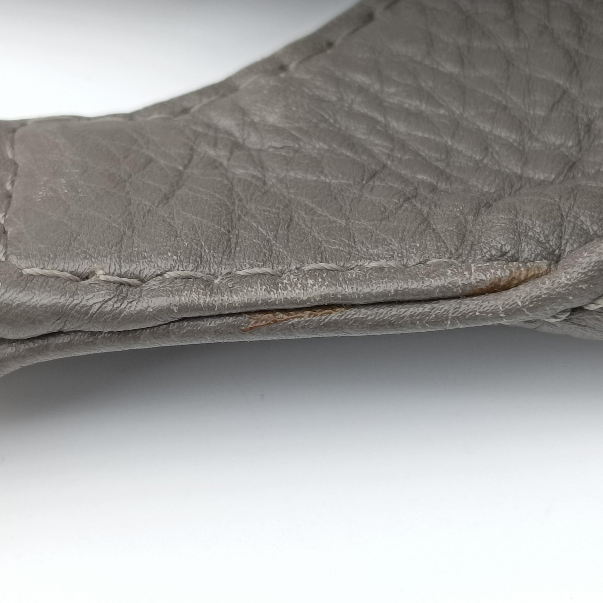 Secondhand Gucci Greenwich Medium Grey Leather 268747 handbag | stylenewstar