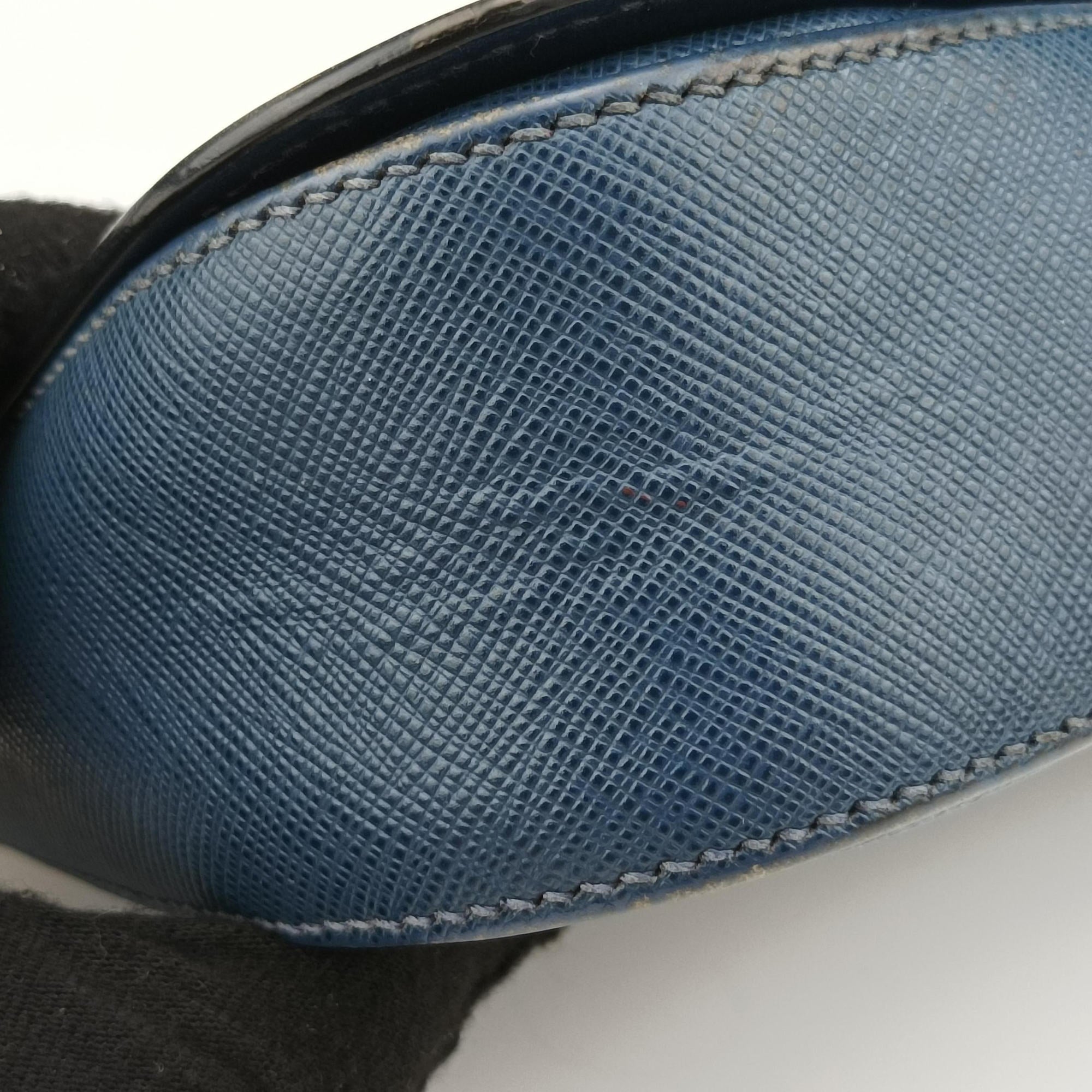 Vintage Prada Sidonie Blue SAFFIANO　Leather 1BD219 shoulderbag | stylenewstar