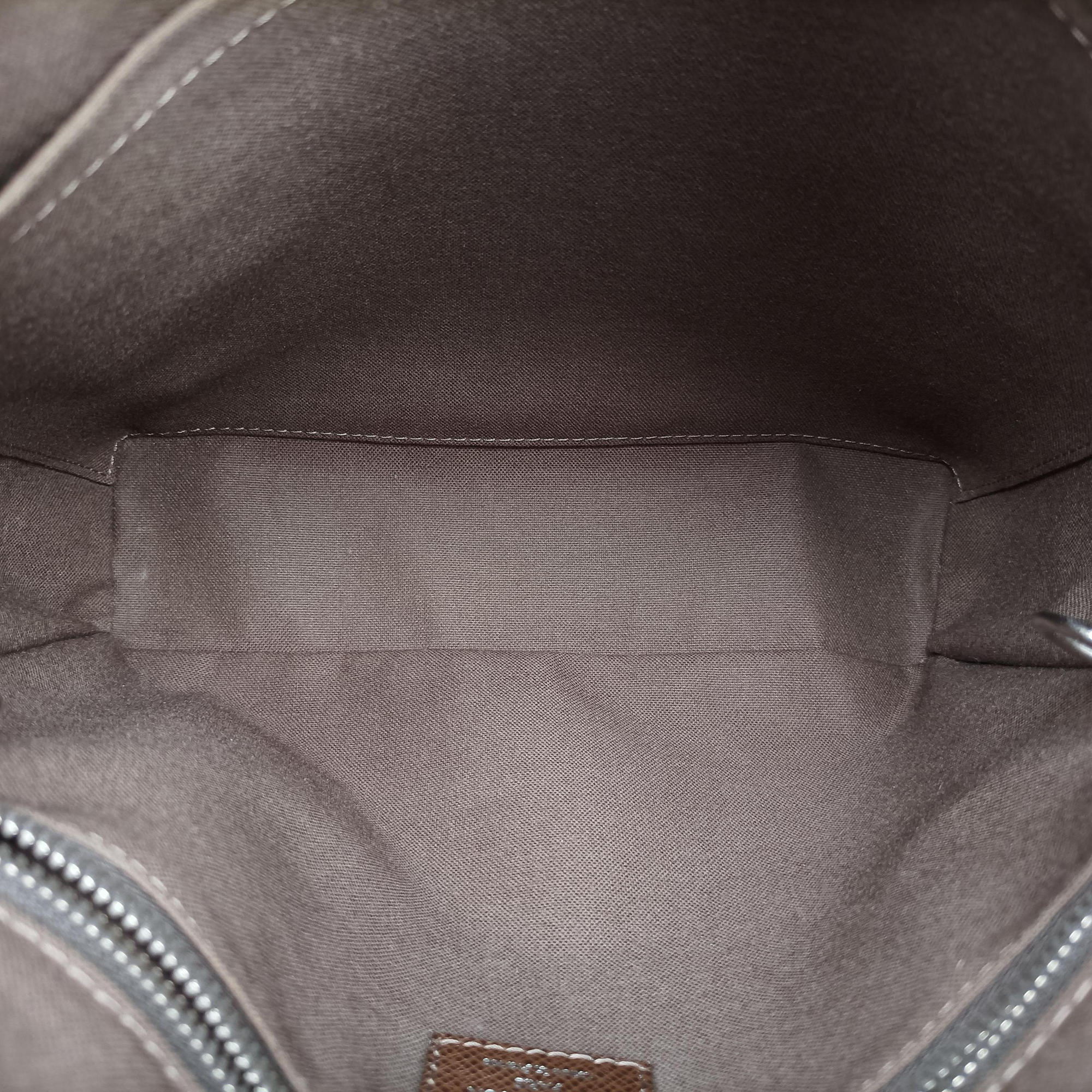 Pre-owned Louis Vuitton Roman MM Brown Taiga M32852 shoulderbag | stylenewstar
