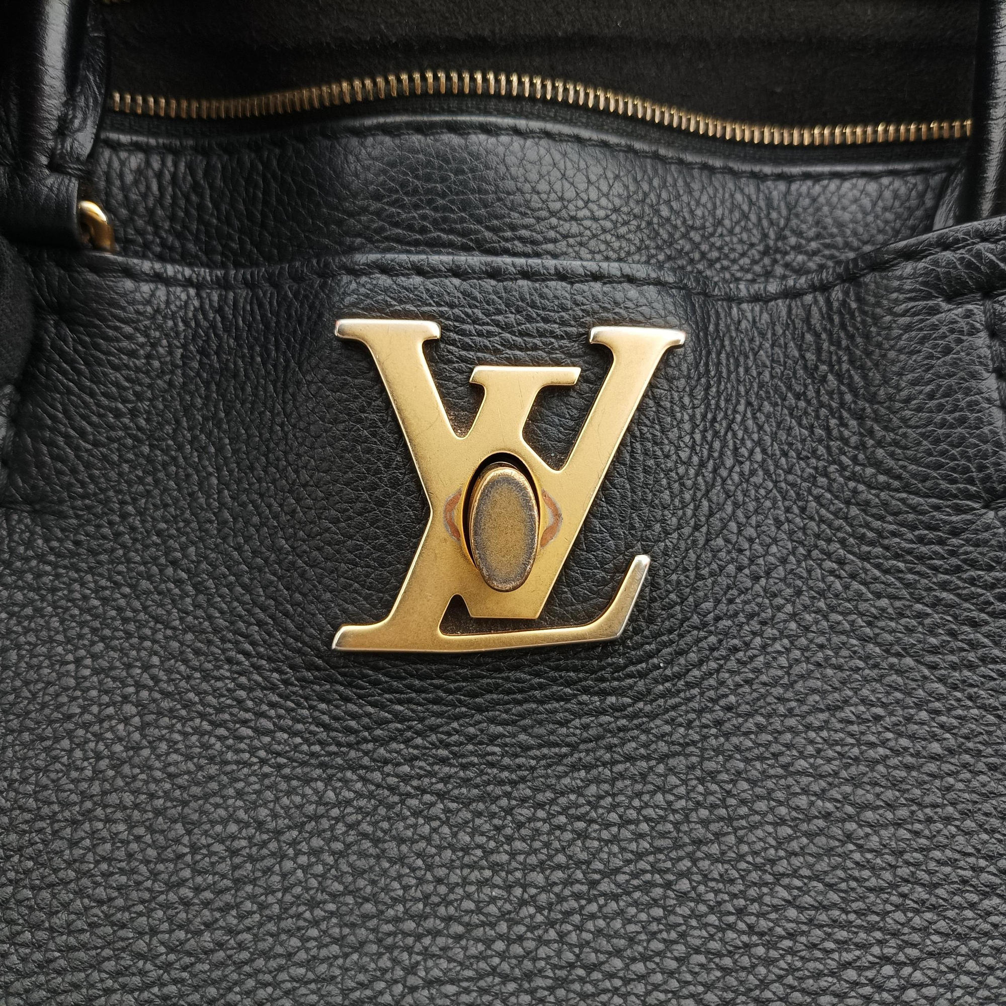 Pre-owned Louis Vuitton Rock Meto Black leather M54569 handbag | stylenewstar