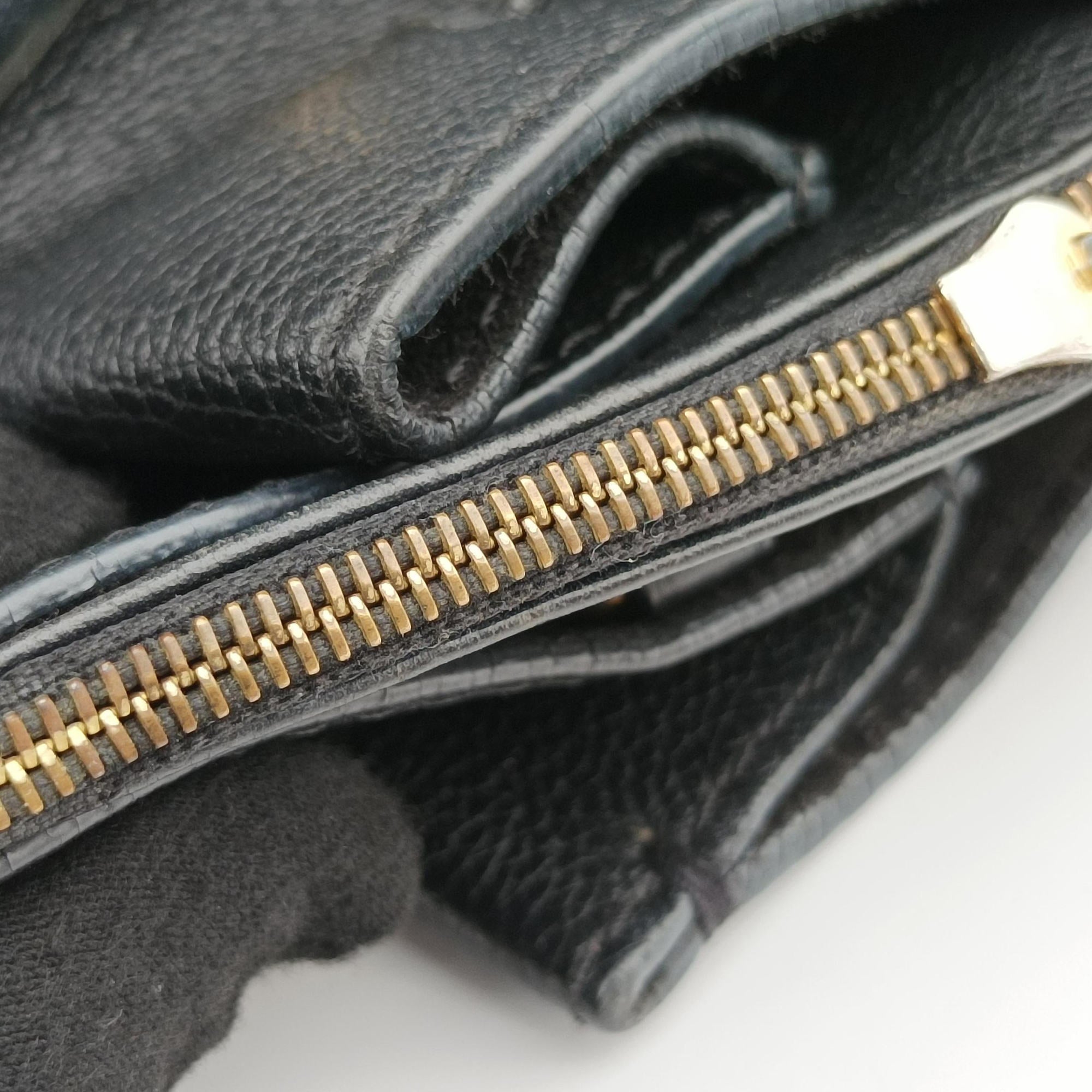 Pre-owned Louis Vuitton Rock Meto Black leather M54569 handbag | stylenewstar