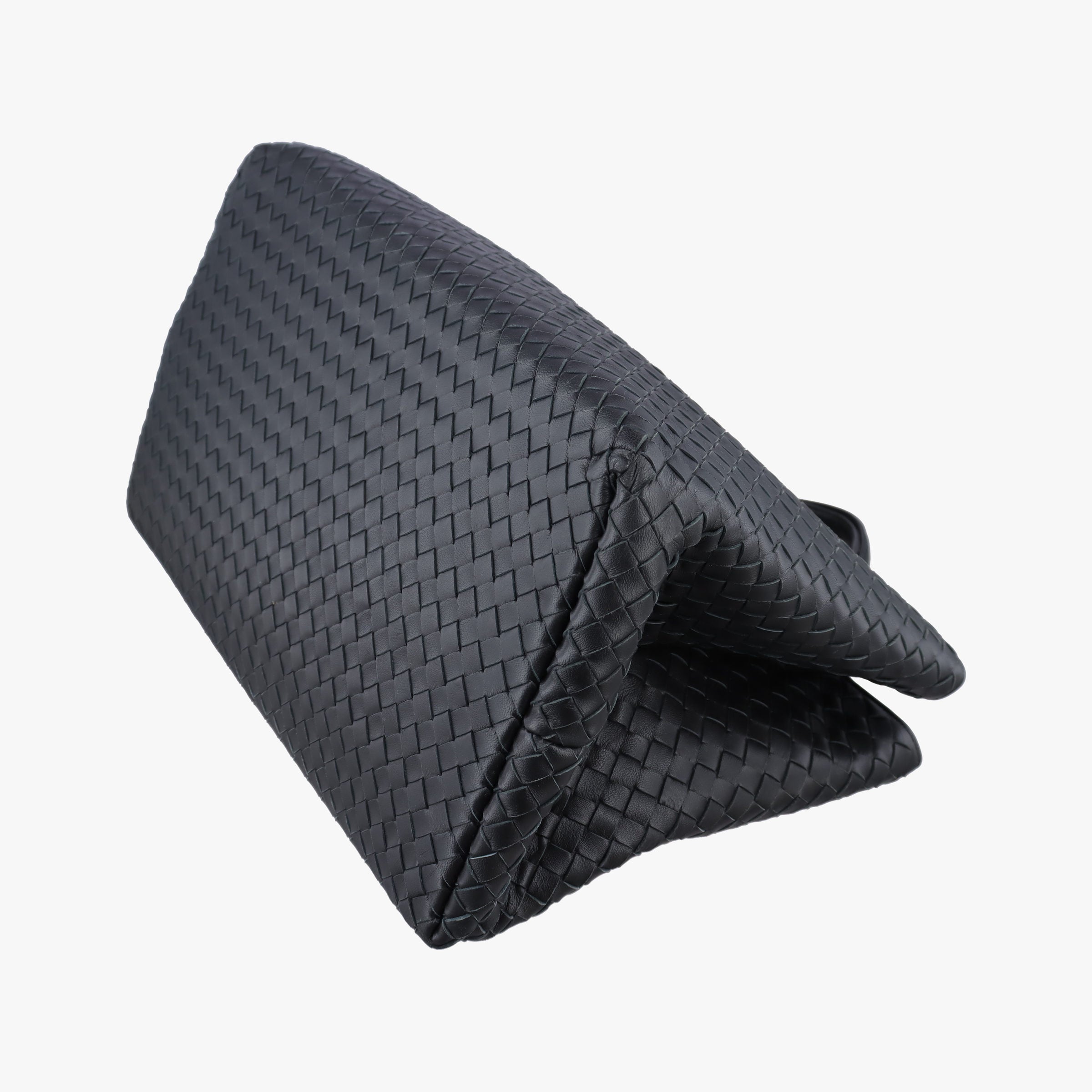 Pre-owned Bottega Veneta Roma Intrecciato Black lambskin  shoulderbag | stylenewstar