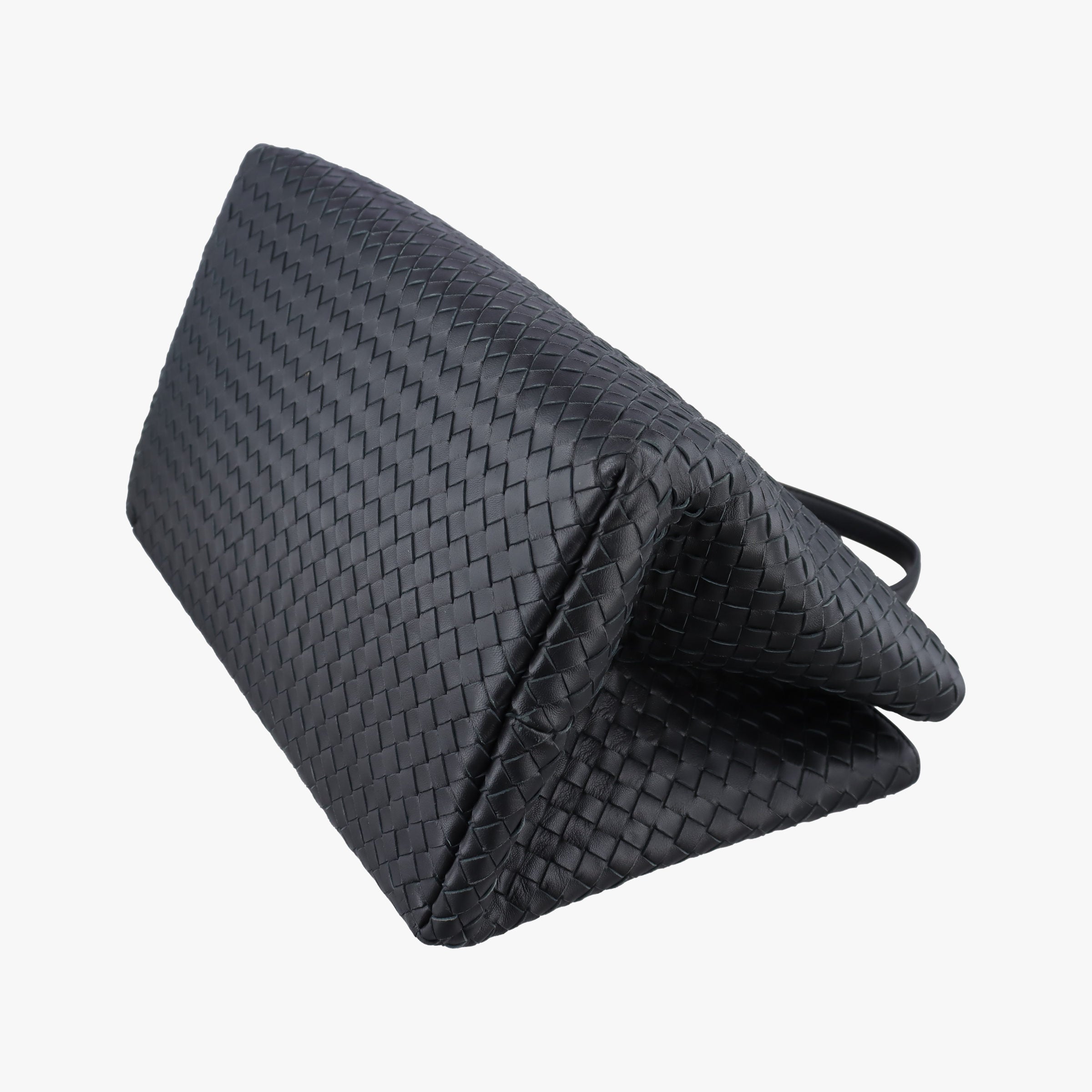 Pre-owned Bottega Veneta Roma Intrecciato Black lambskin  shoulderbag | stylenewstar
