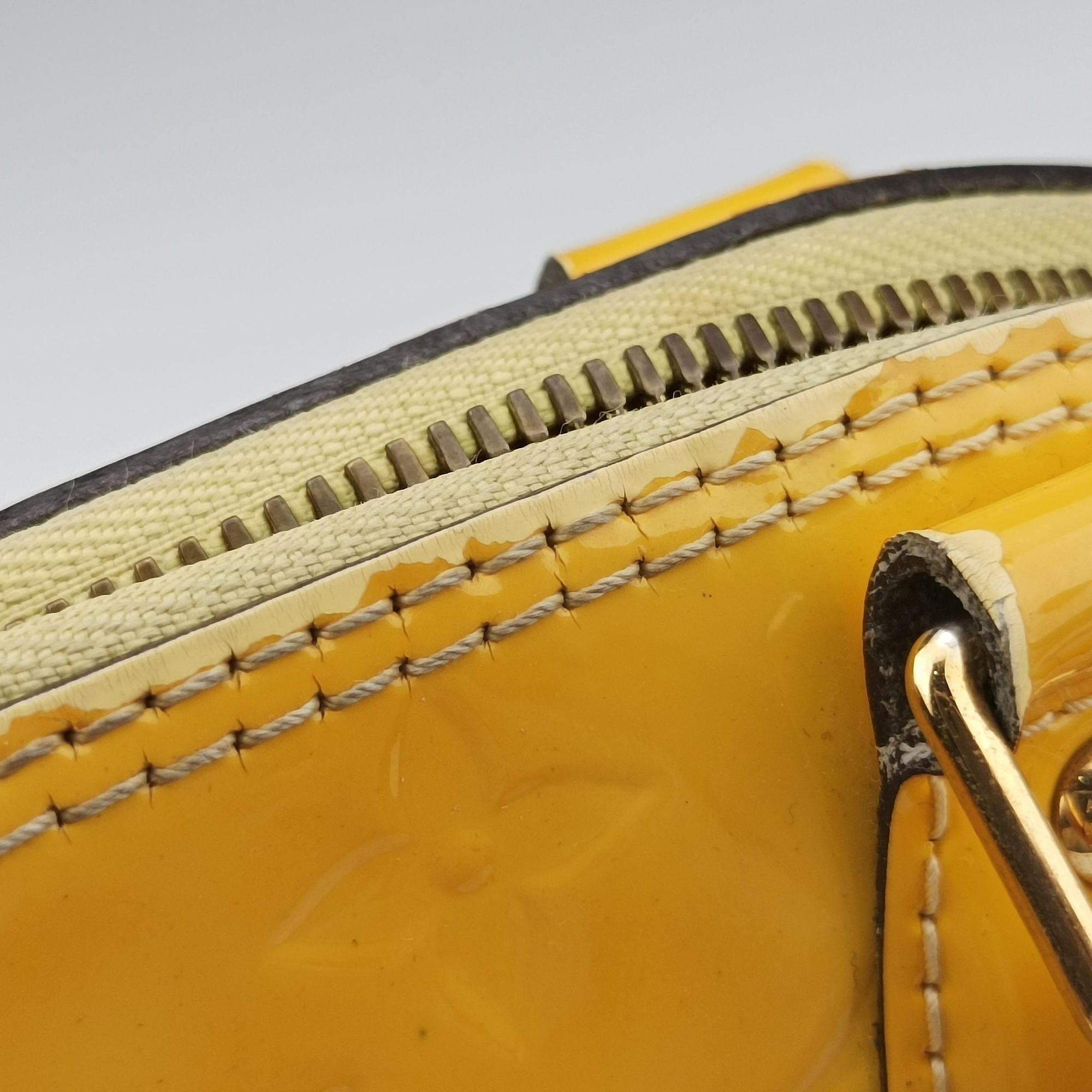 Pre-owned Louis Vuitton Alma BB Citrine Vernis M90104 shoulderbag | stylenewstar