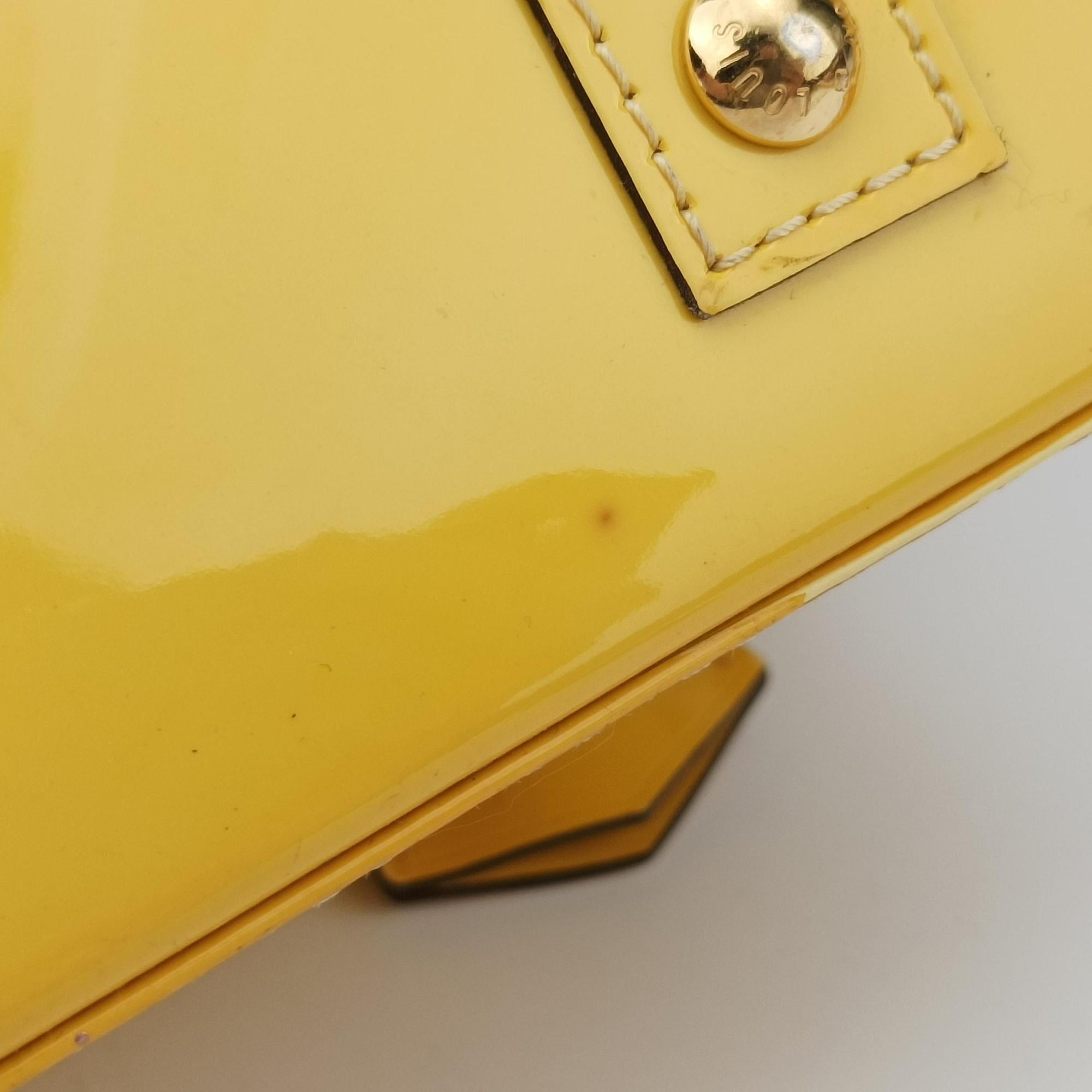 Pre-owned Louis Vuitton Alma BB Citrine Vernis M90104 shoulderbag | stylenewstar