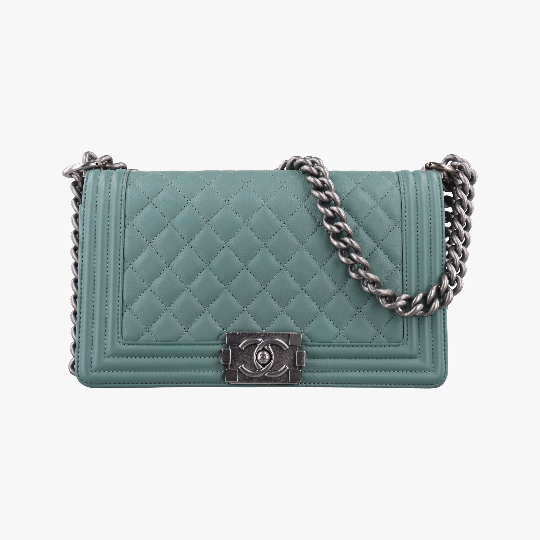 Pre-owned Chanel BOY CHANEL Green Leather A67086 shoulderbag | stylenewstar