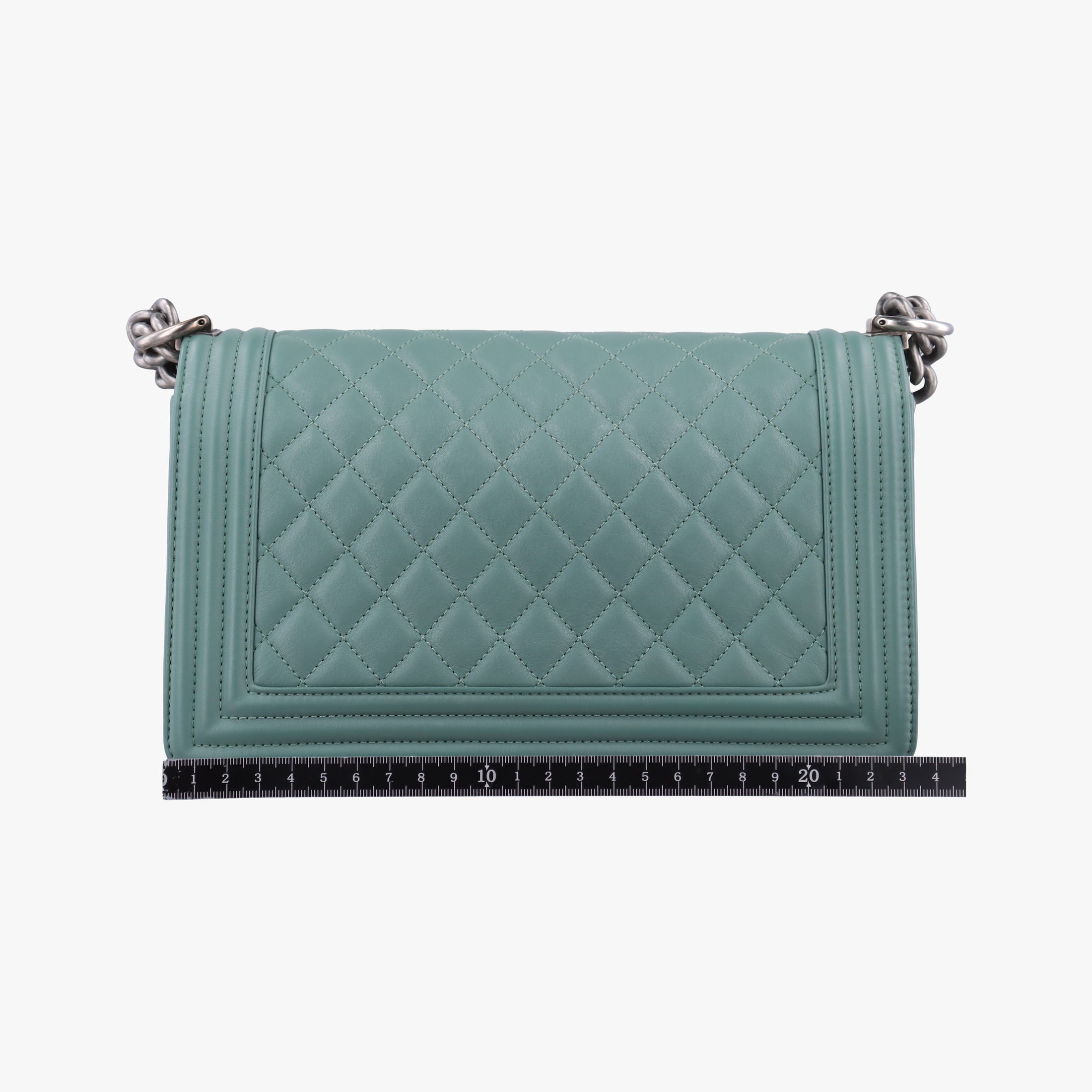 Pre-owned Chanel BOY CHANEL Green Leather A67086 shoulderbag | stylenewstar