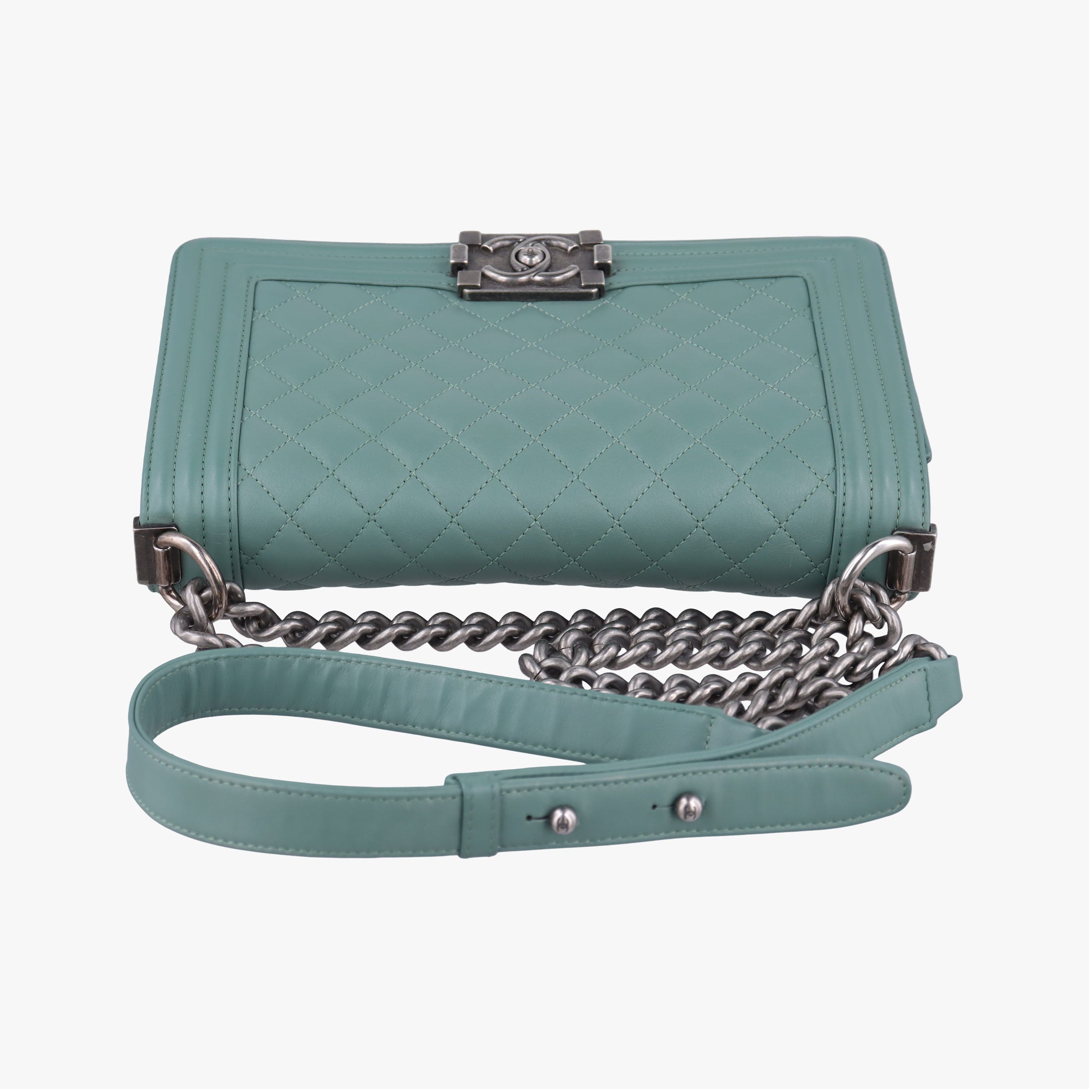 Pre-owned Chanel BOY CHANEL Green Leather A67086 shoulderbag | stylenewstar