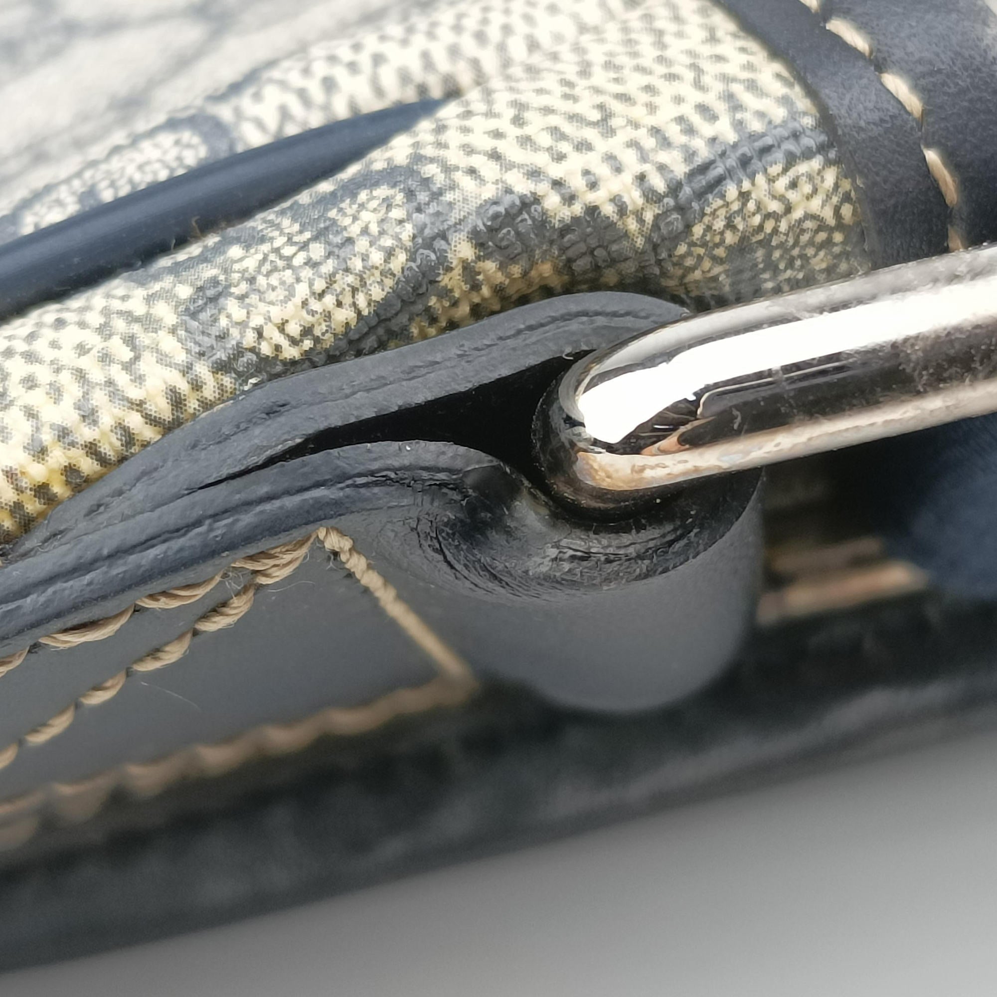 Vintage Gucci GG Plus Messenger beige×navy PVC coated canvas×Leather 201732 shoulderbag | stylenewstar