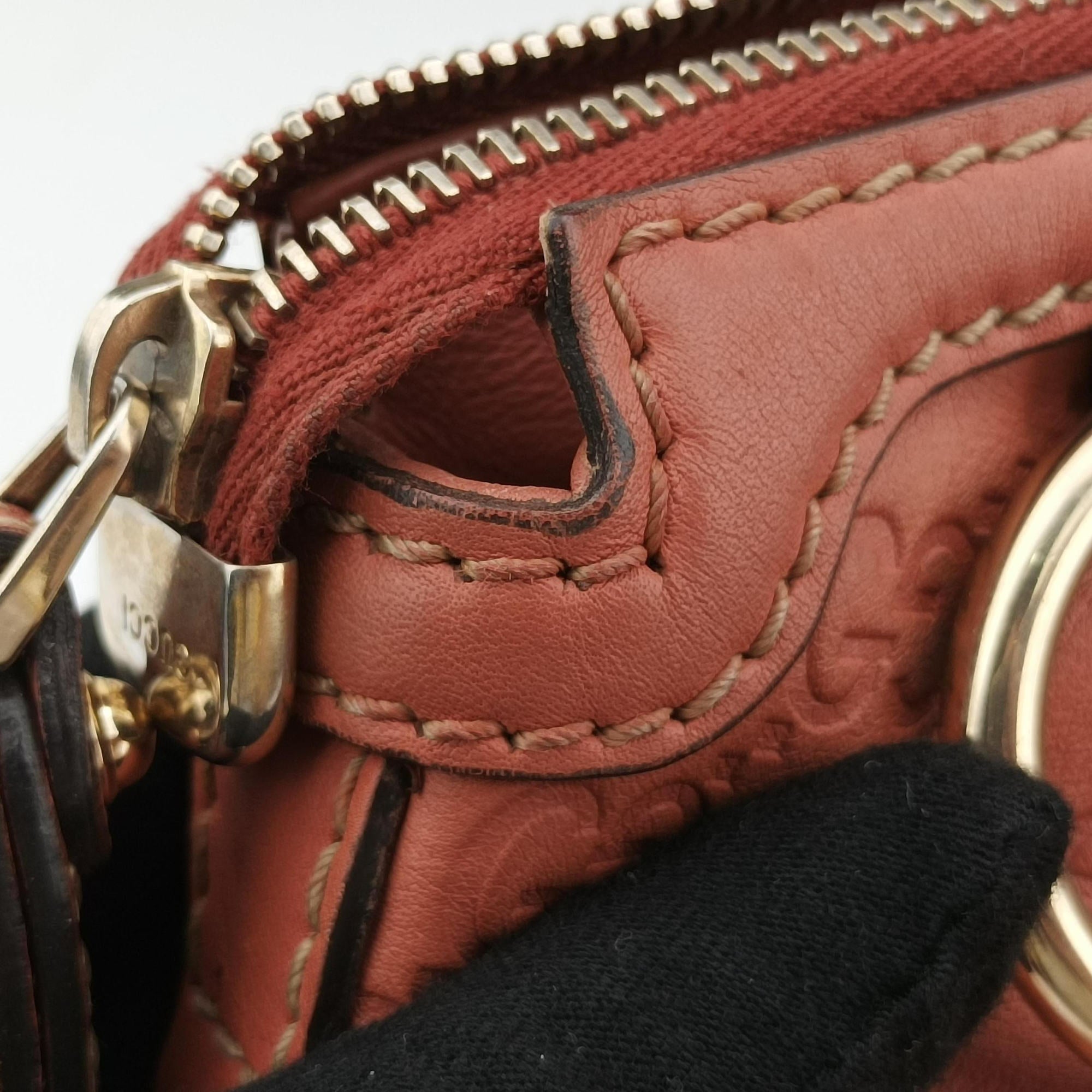 Pre-owned Gucci Sukey Coral Pink Leather 247902 handbag | stylenewstar