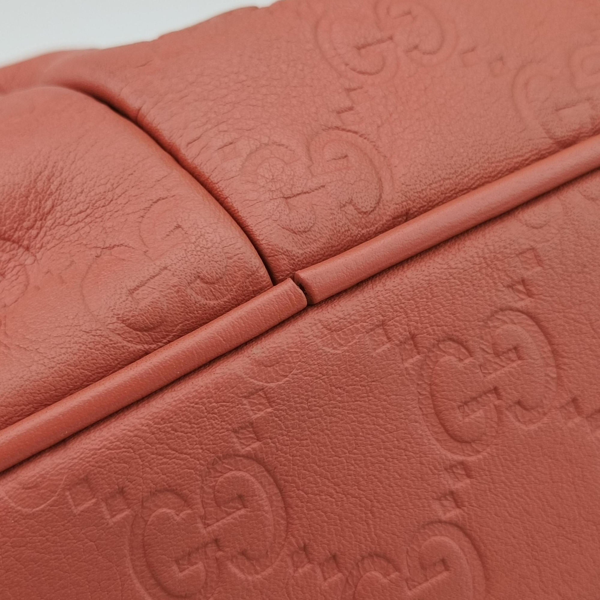 Pre-owned Gucci Sukey Coral Pink Leather 247902 handbag | stylenewstar
